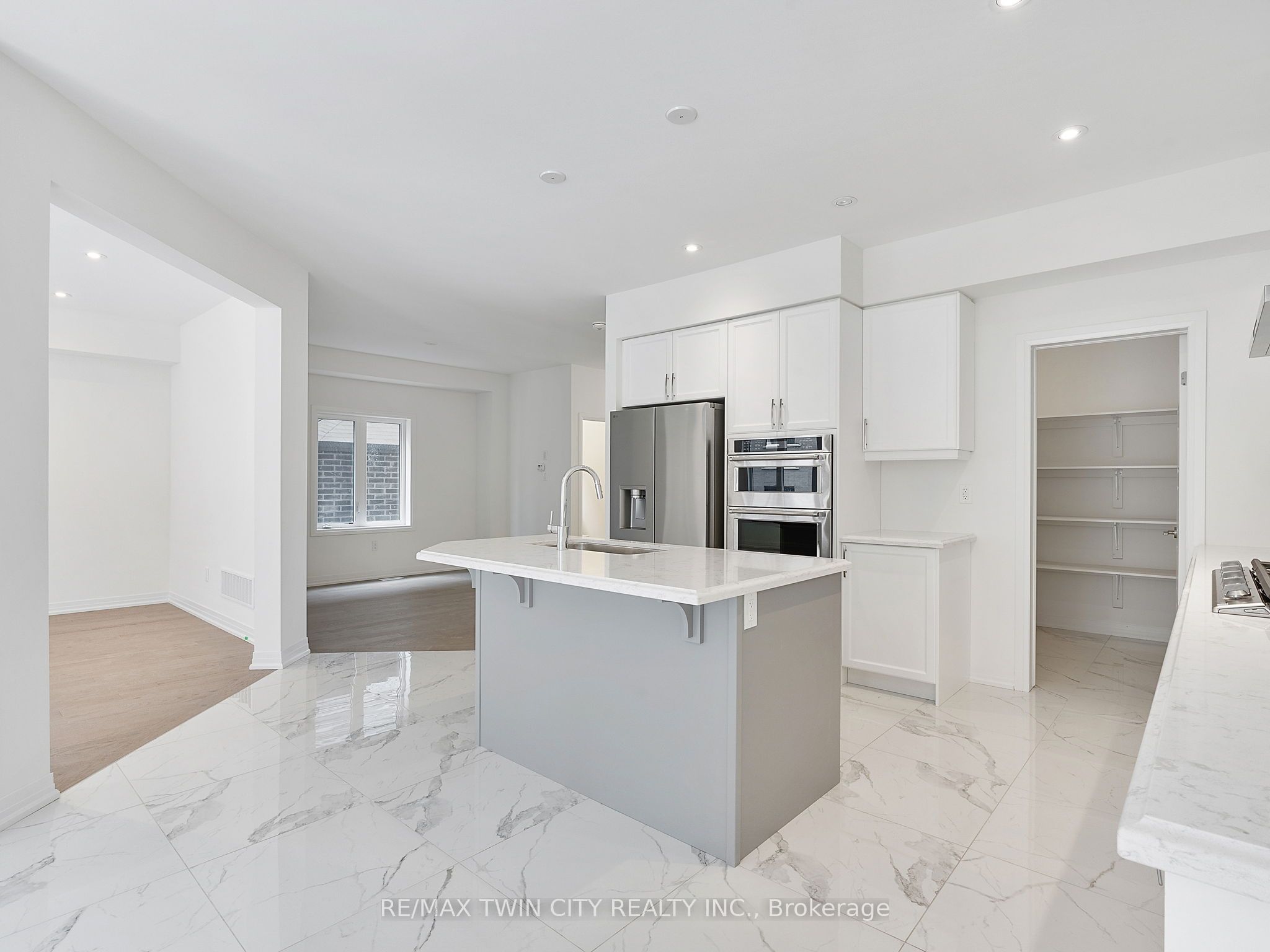 61 George Brier Drive E Property Photo 24