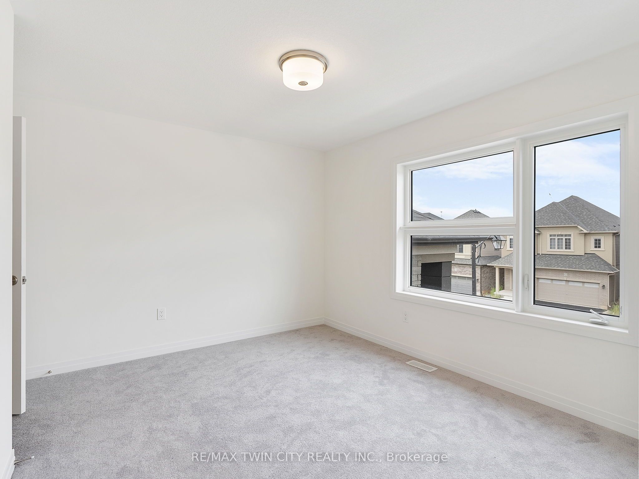 61 George Brier Drive E Property Photo 35