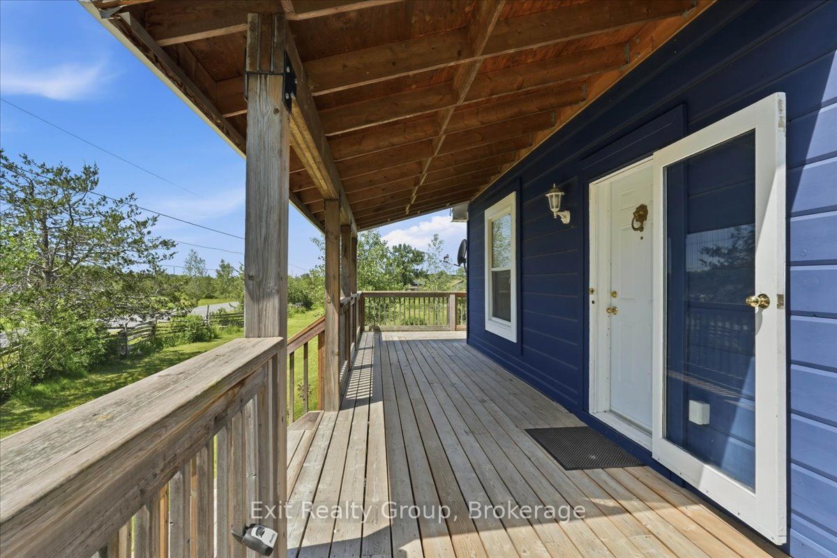 910 Rosebush Road Property Photo 2