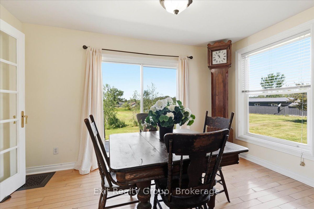 910 Rosebush Road Property Photo 8