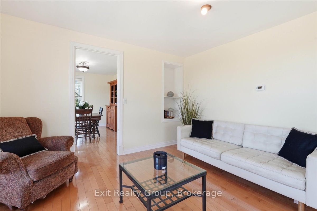 910 Rosebush Road Property Photo 10