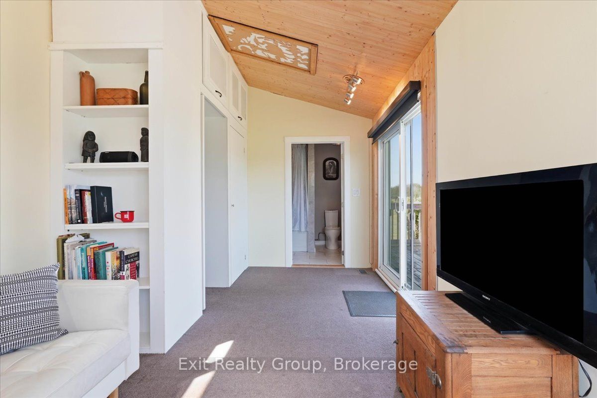 910 Rosebush Road Property Photo 13