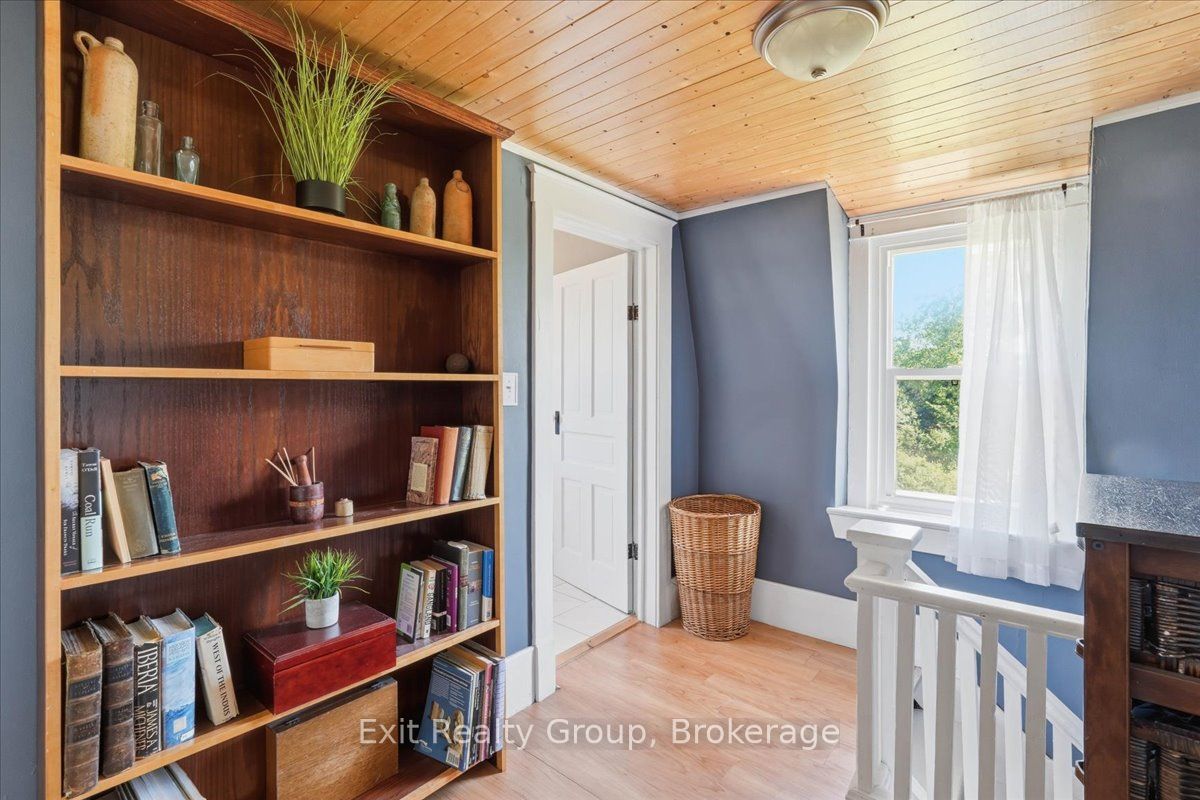 910 Rosebush Road Property Photo 15