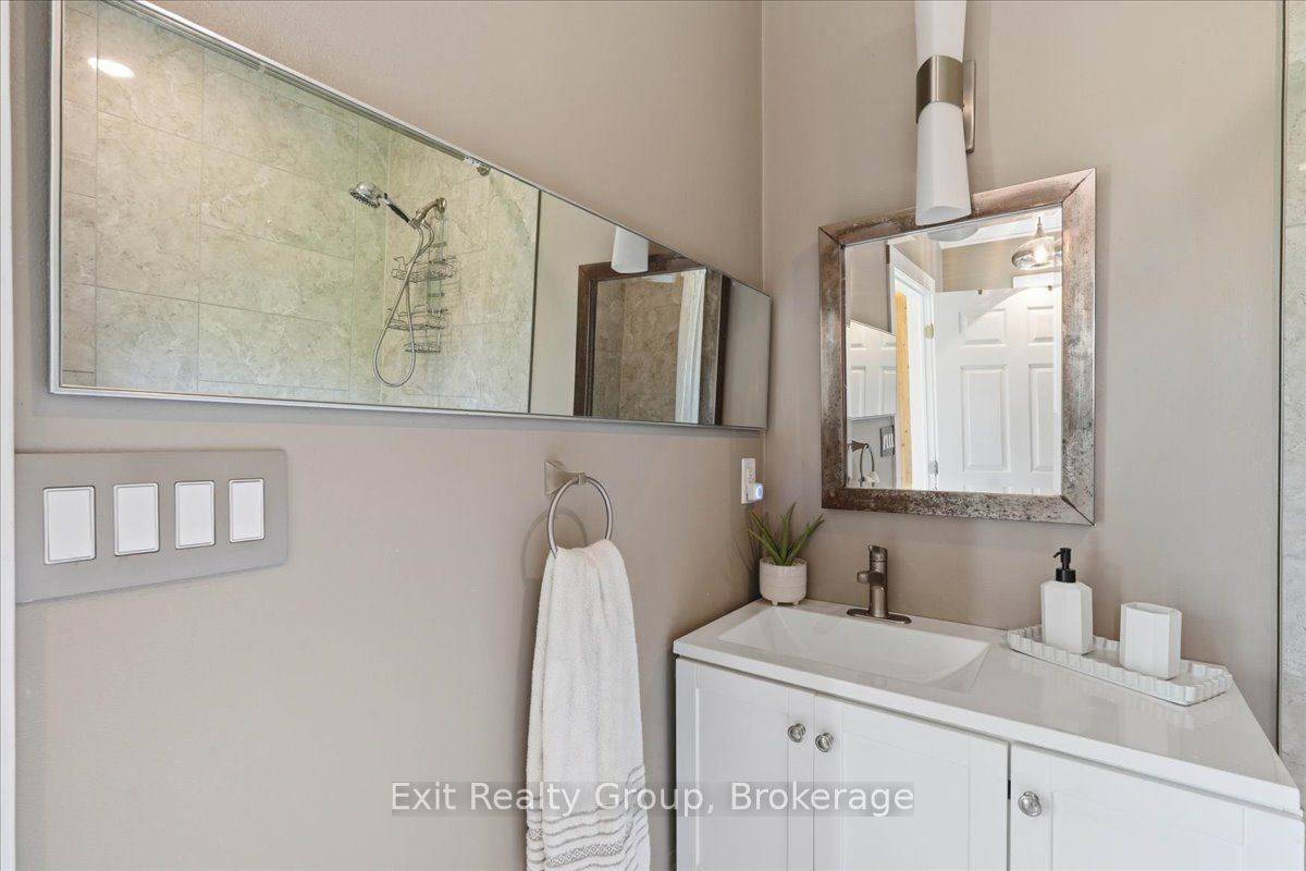 910 Rosebush Road Property Photo 22