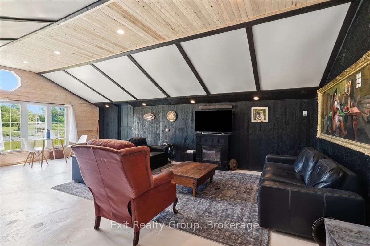910 Rosebush Road Property Photo 35