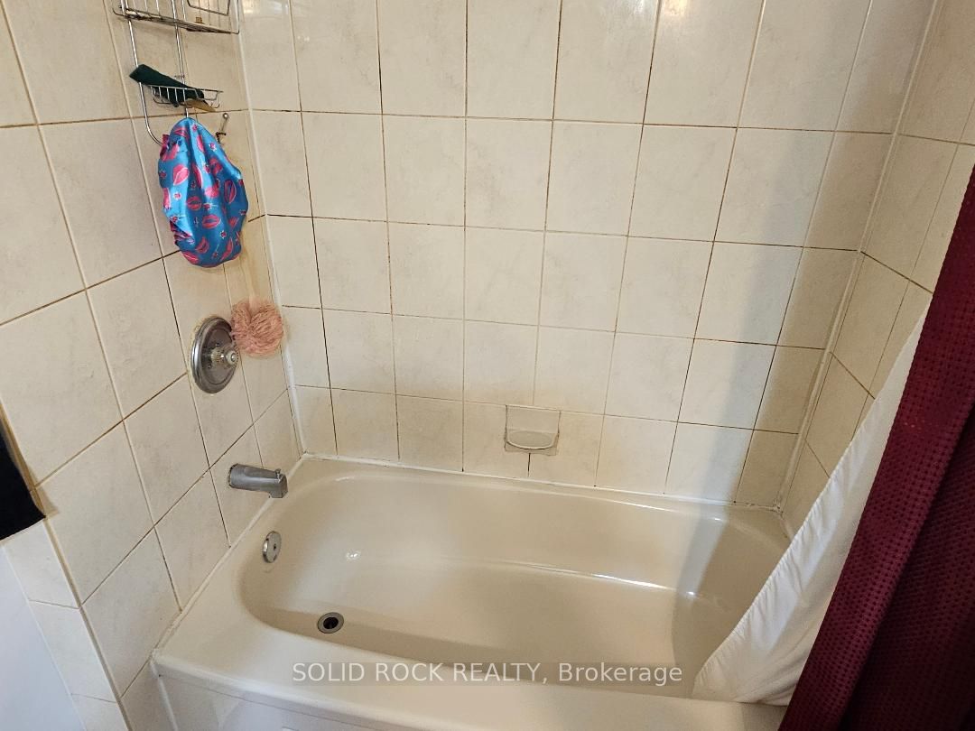 2000 Jasmine Crescent 304 Property Photo 26