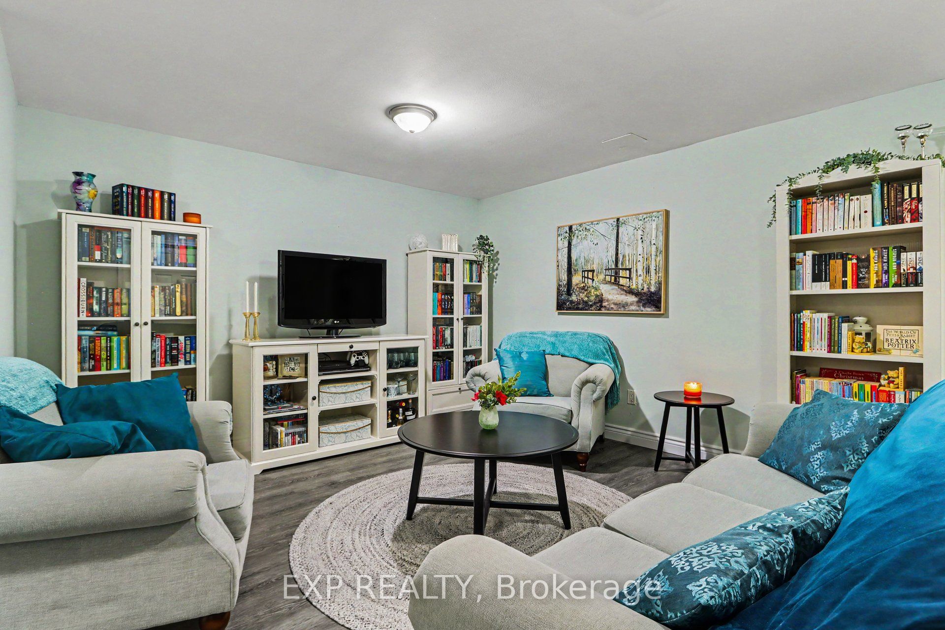 5781 Gowan Gate Property Photo 28