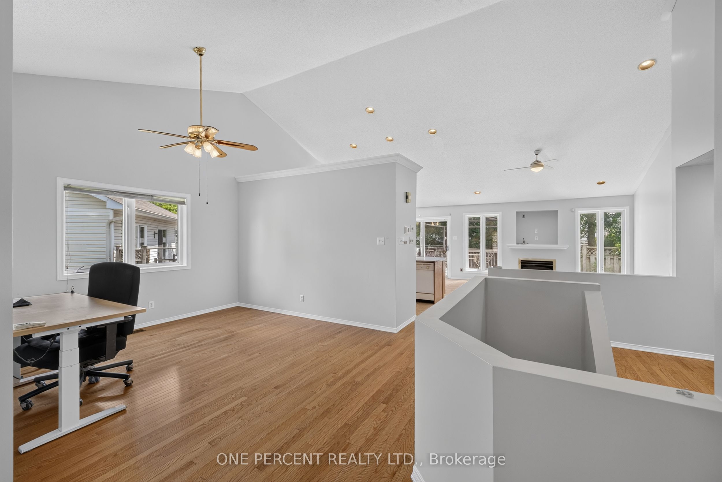 6 Windchime Crescent Property Photo 7