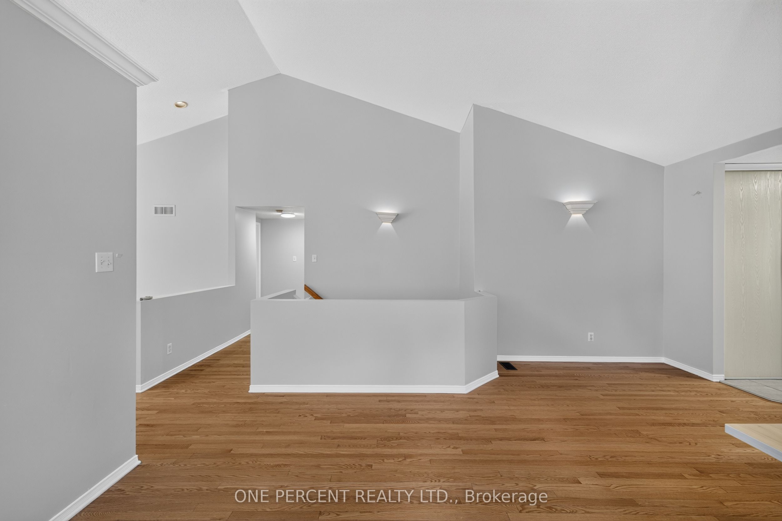 6 Windchime Crescent Property Photo 9