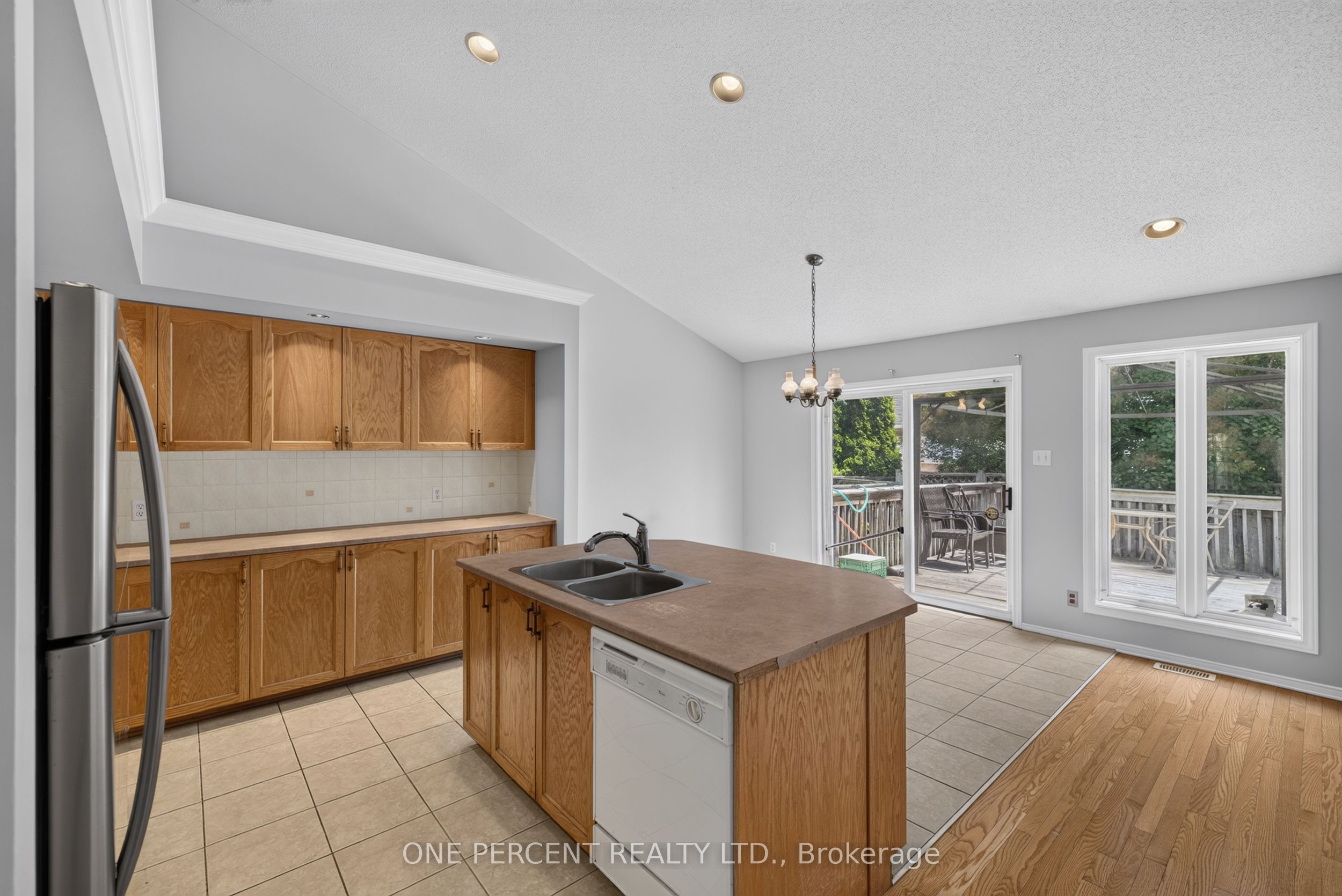 6 Windchime Crescent Property Photo 25