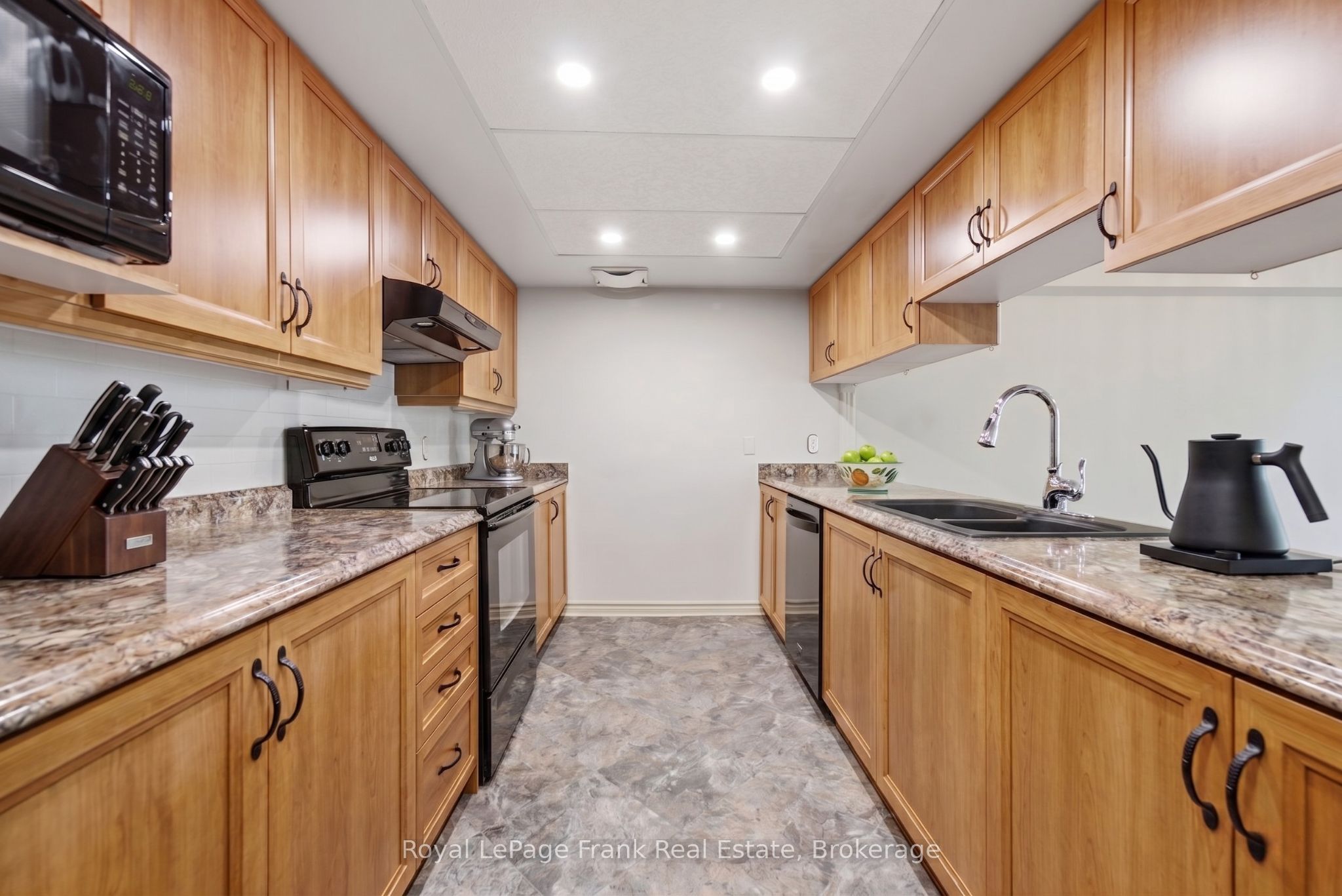 51 Rivermill Boulevard 110 Property Photo 18