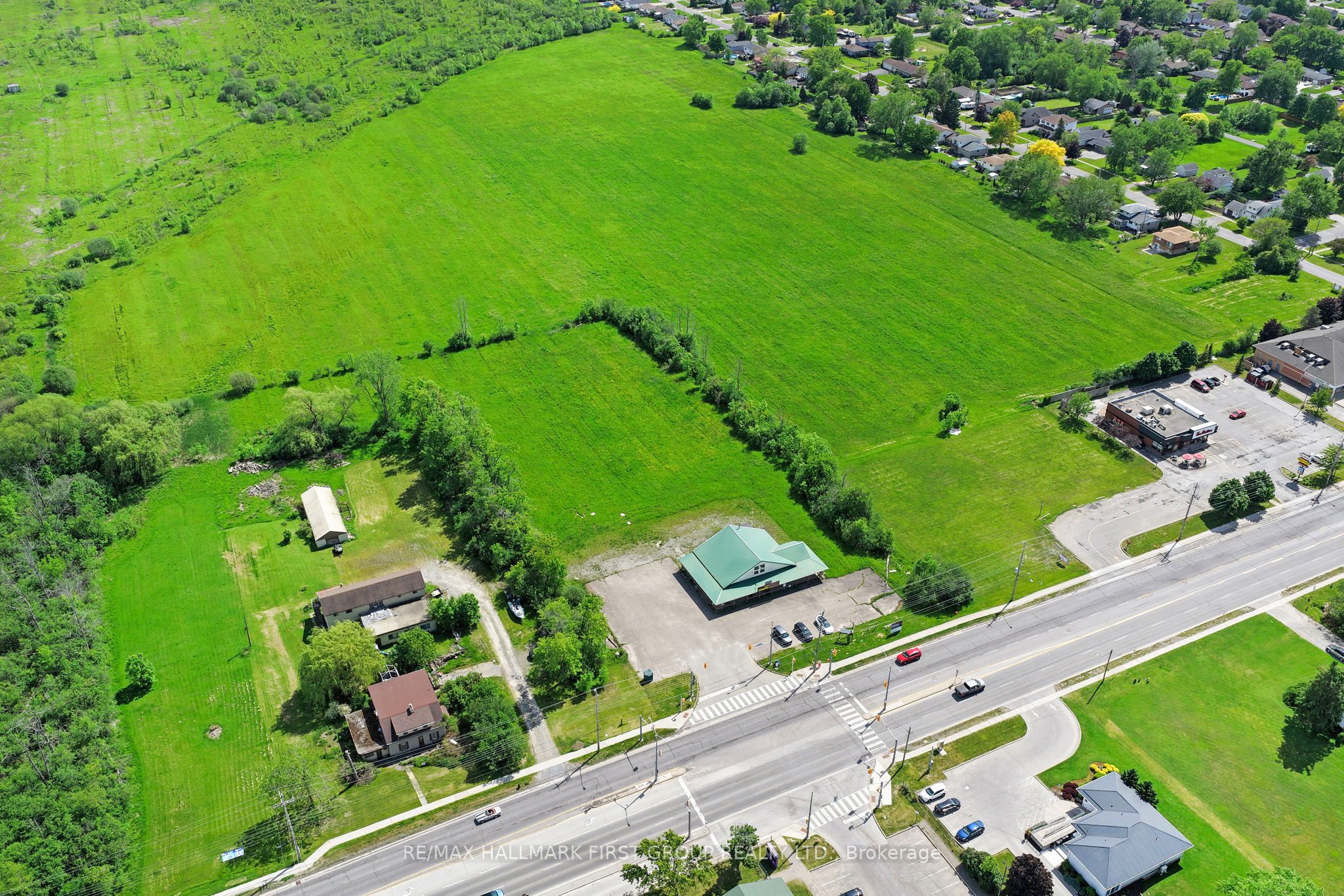1127 Garrison Road Property Photo 5