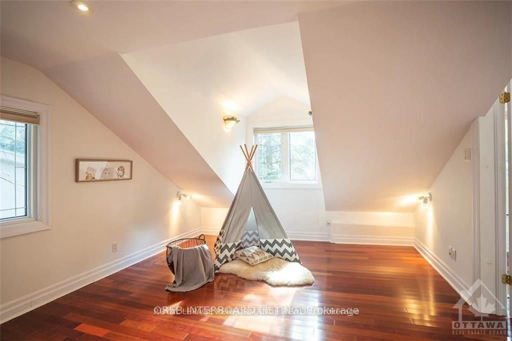 2077 Palmer Avenue Property Photo 10