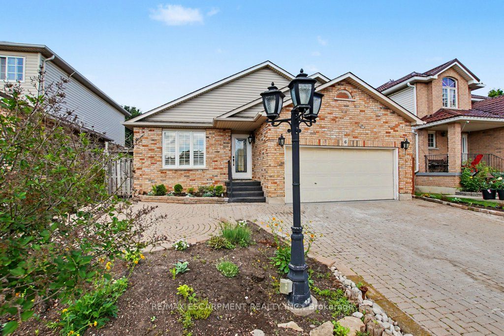6 Theodore Drive Property Photo 2