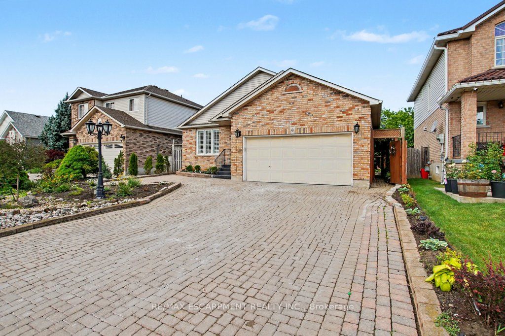 6 Theodore Drive Property Photo 3