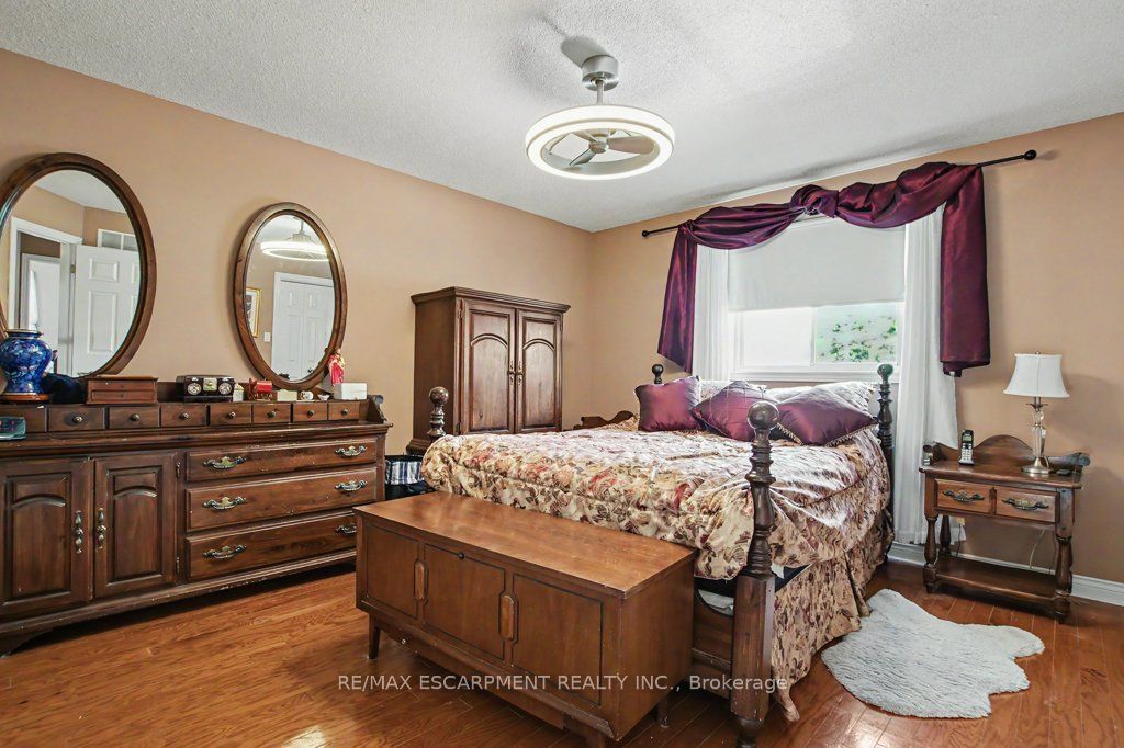 6 Theodore Drive Property Photo 14