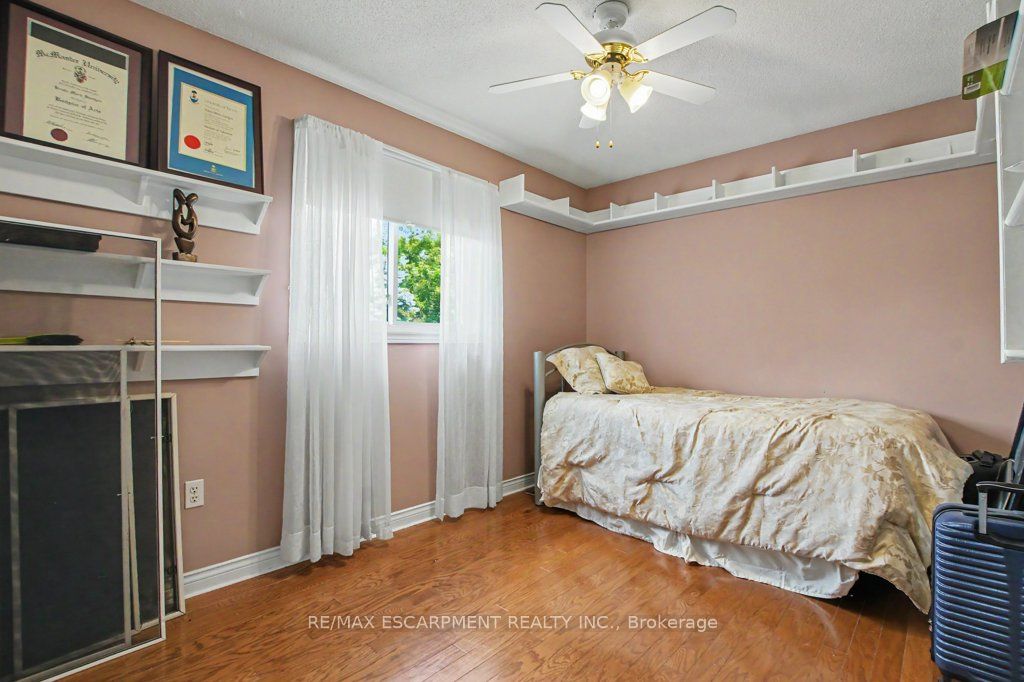6 Theodore Drive Property Photo 19