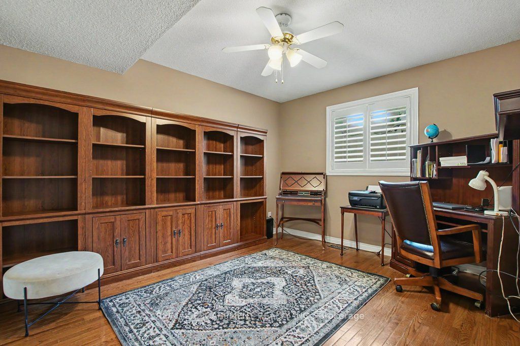 6 Theodore Drive Property Photo 25