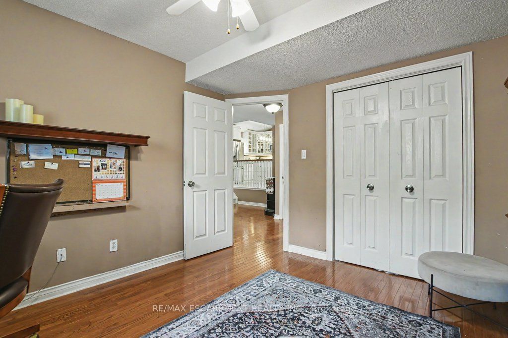 6 Theodore Drive Property Photo 26