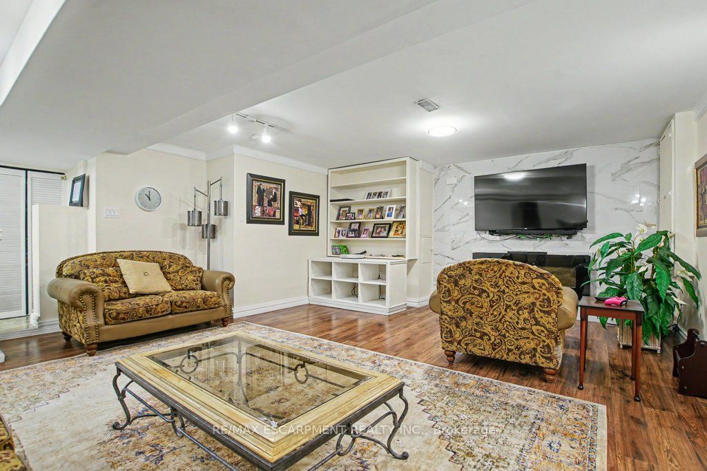 6 Theodore Drive Property Photo 29