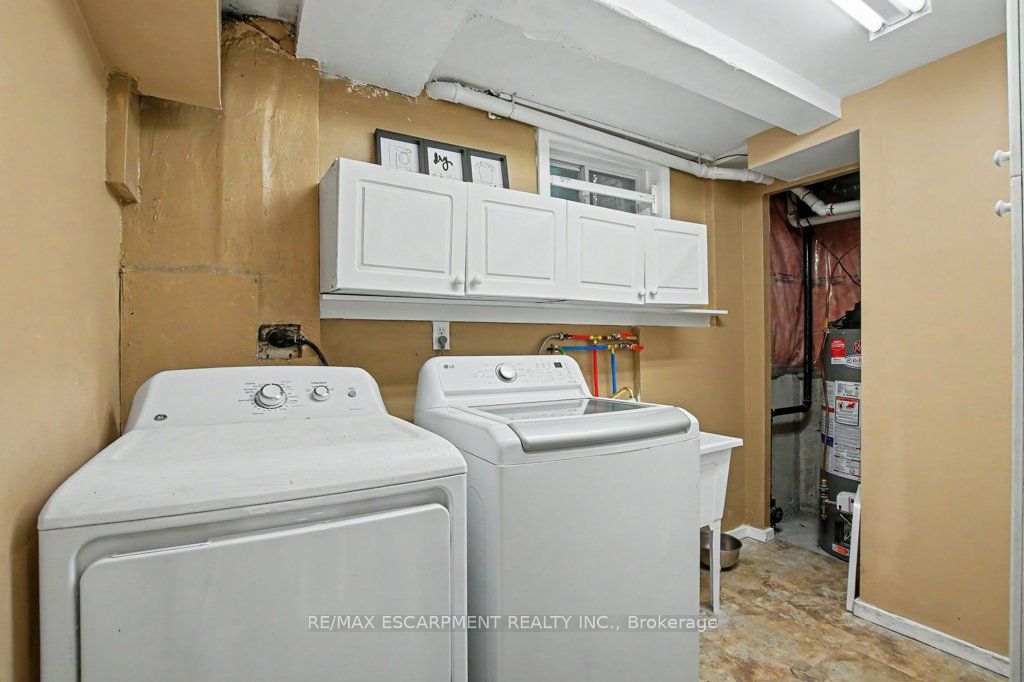 6 Theodore Drive Property Photo 32