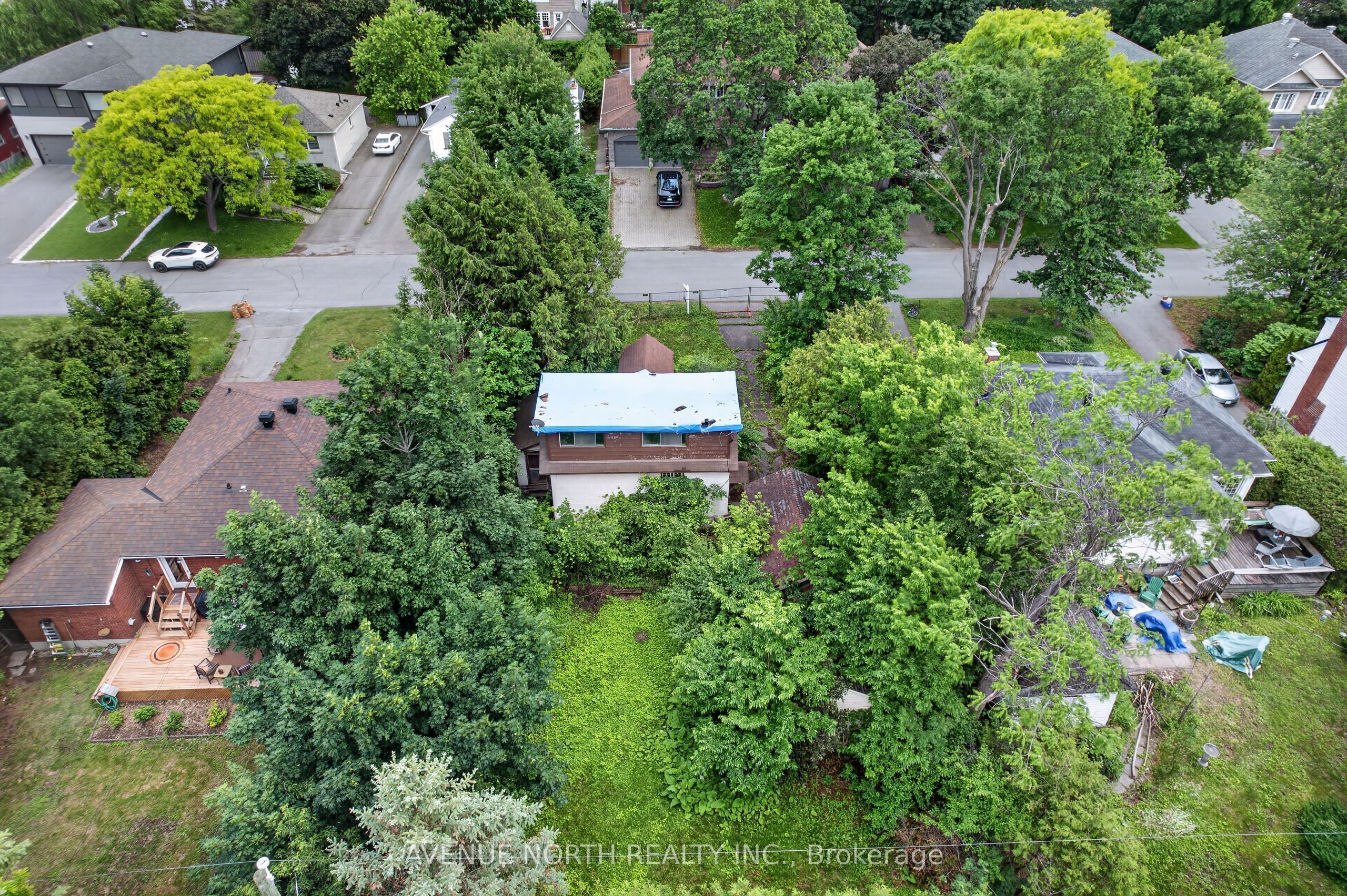 305 Mountbatten Avenue Property Photo 10