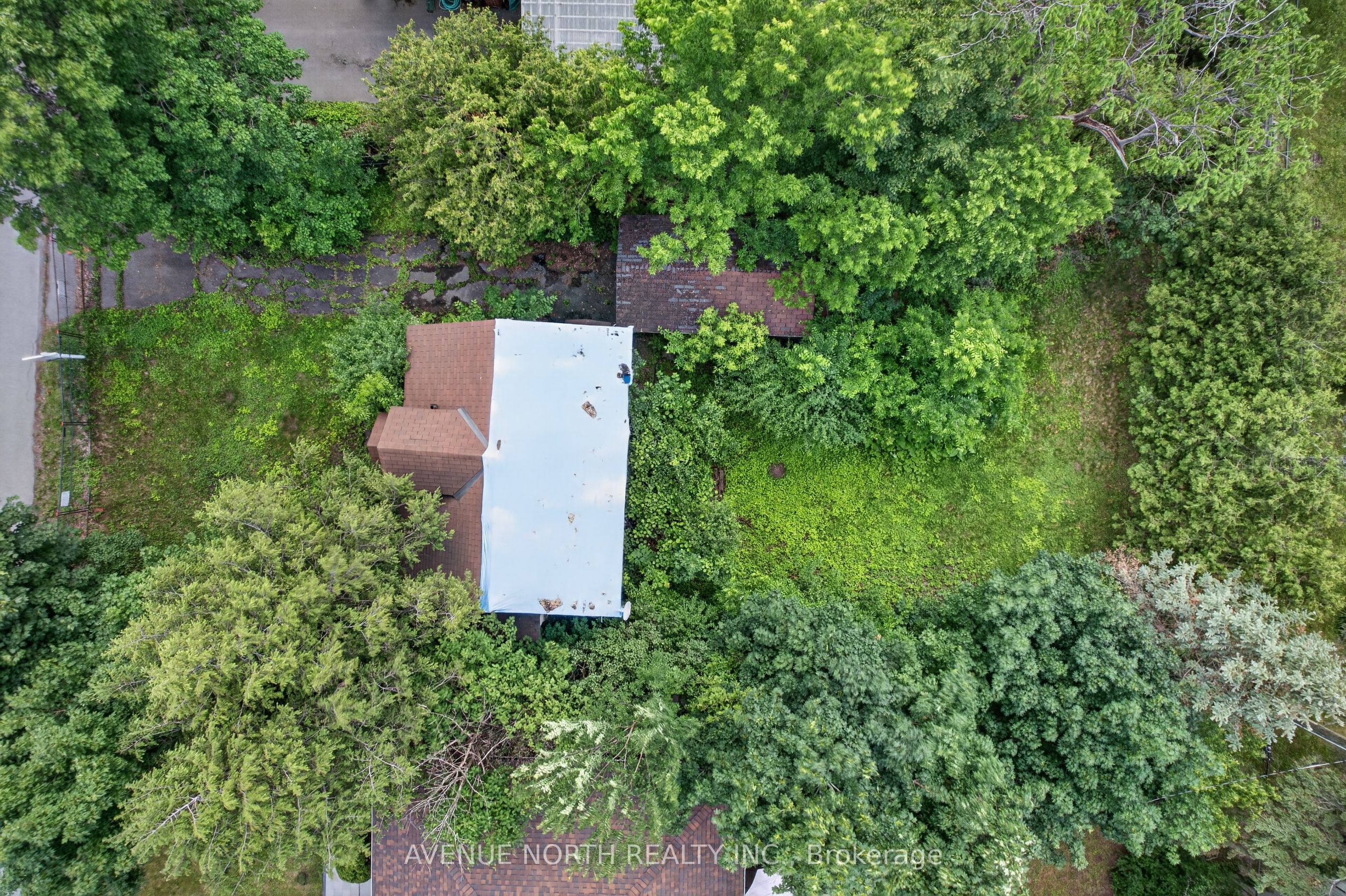 305 Mountbatten Avenue Property Photo 13