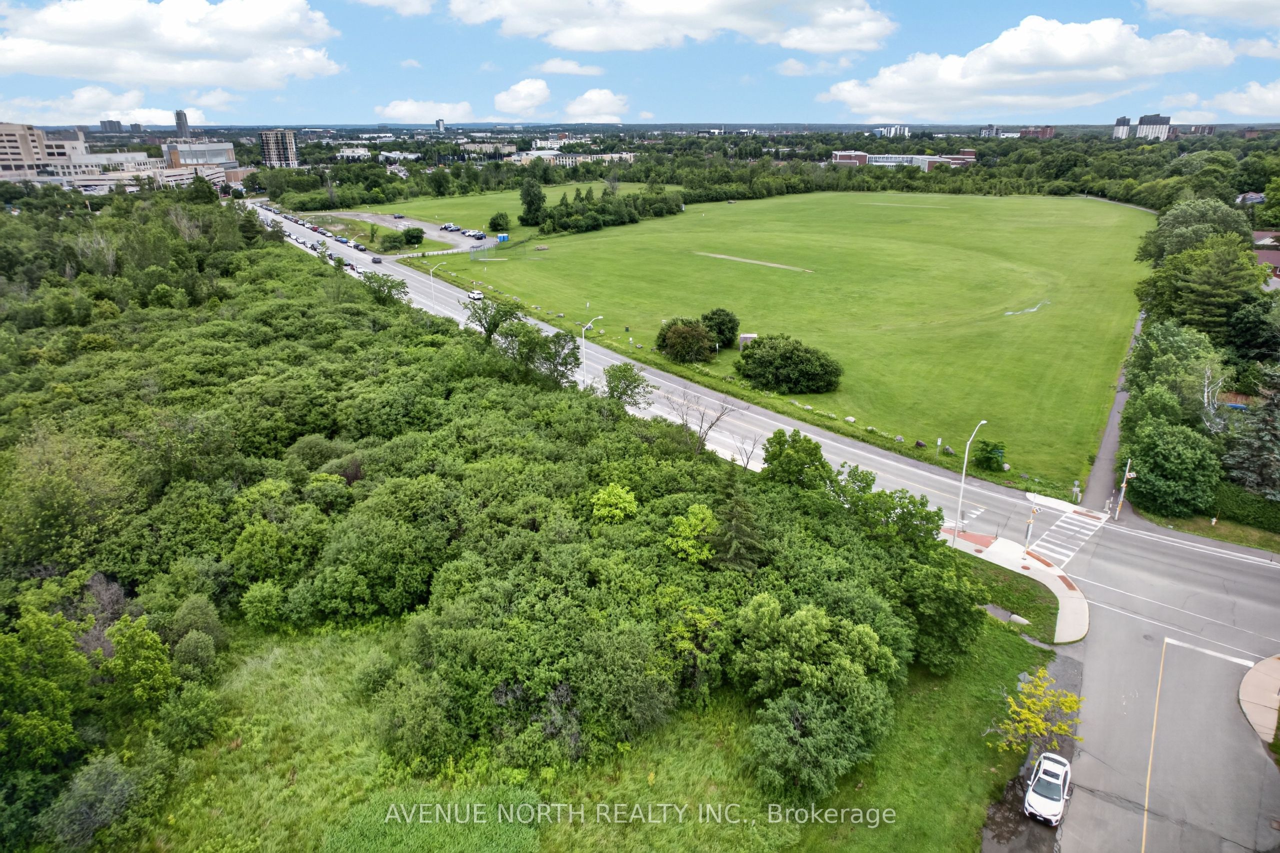 305 Mountbatten Avenue Property Photo 29