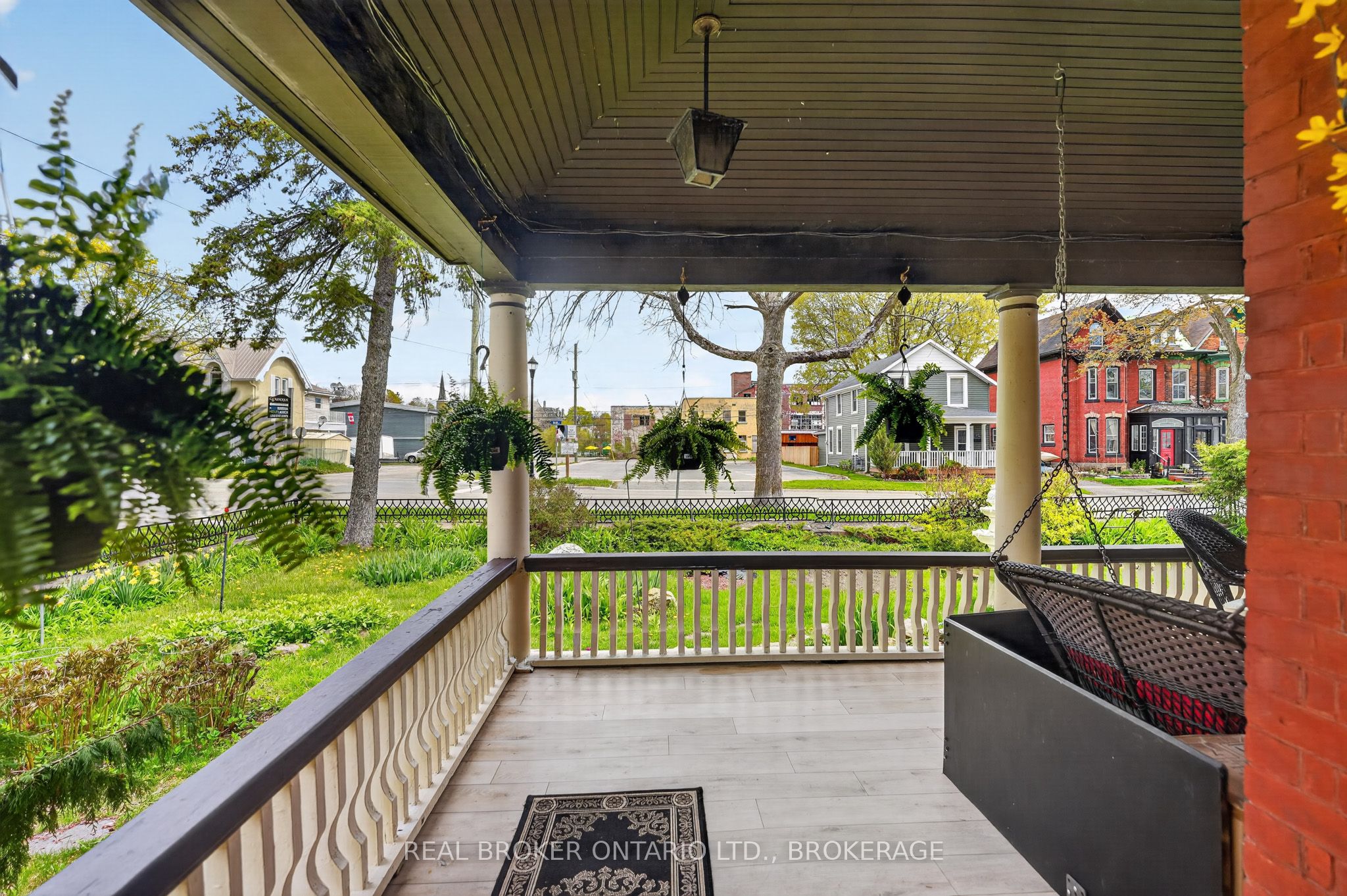 130 Main Street Property Photo 5