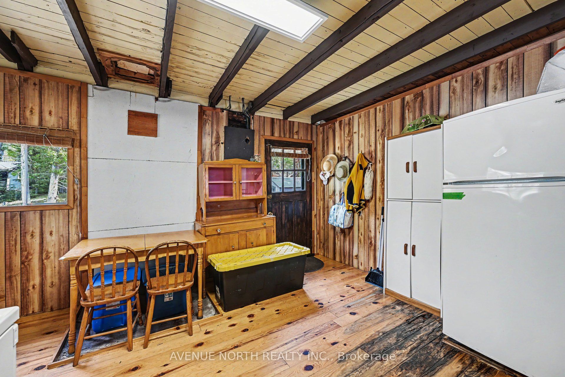 366 Holly Lane Property Photo 11