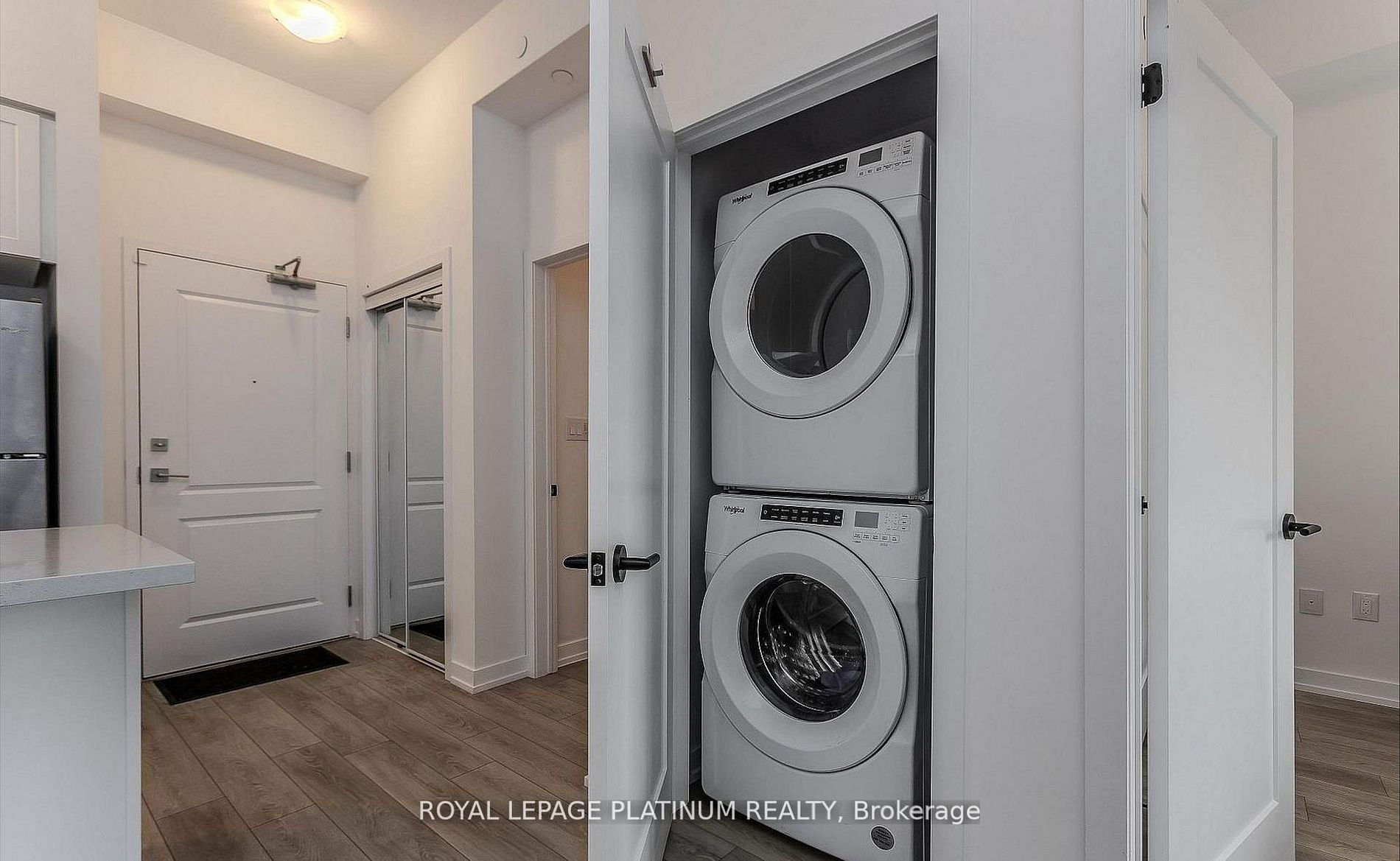 470 Dundas Street E 114 Property Photo 15