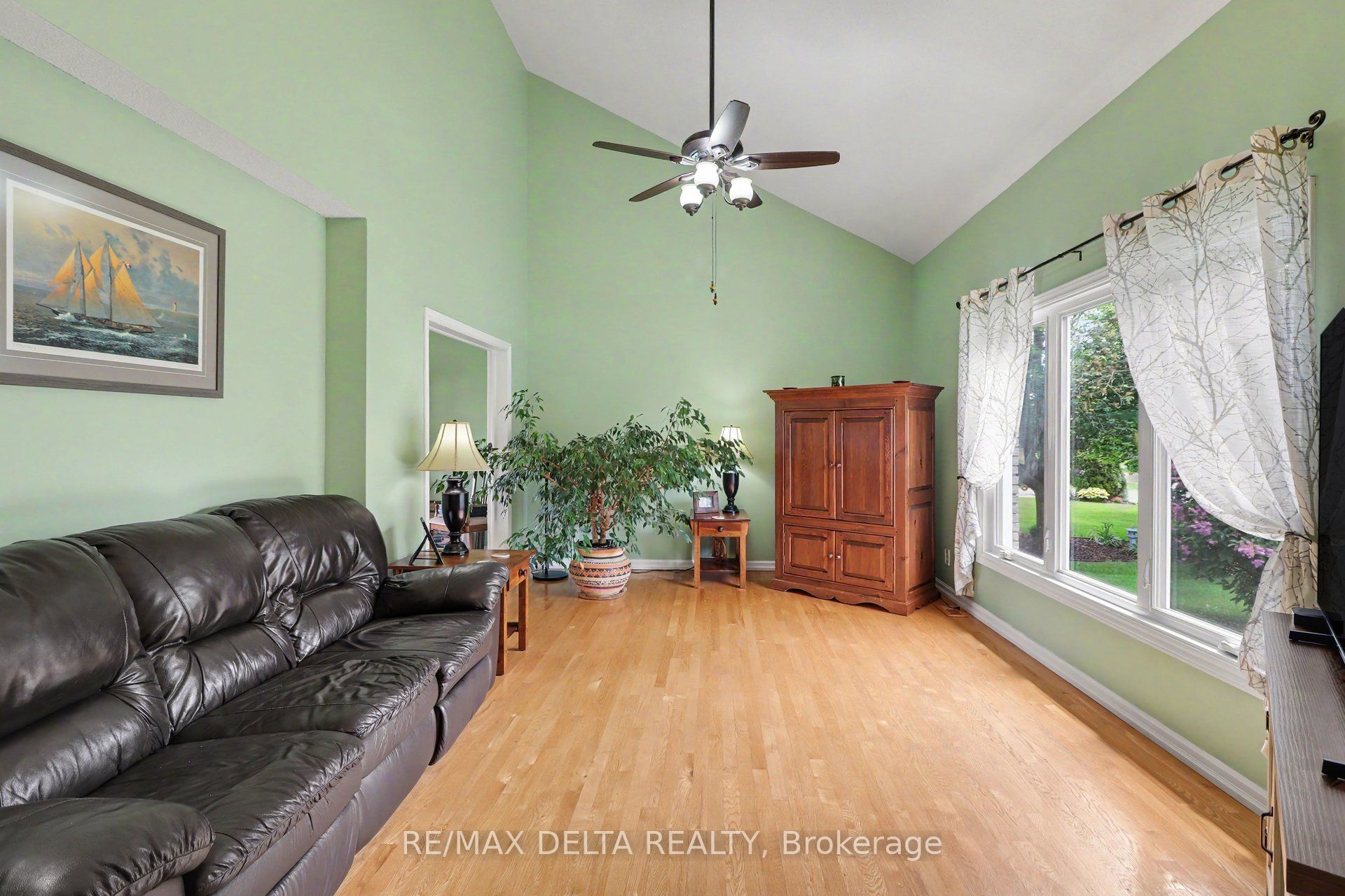3711 Marcil Road Property Photo 7