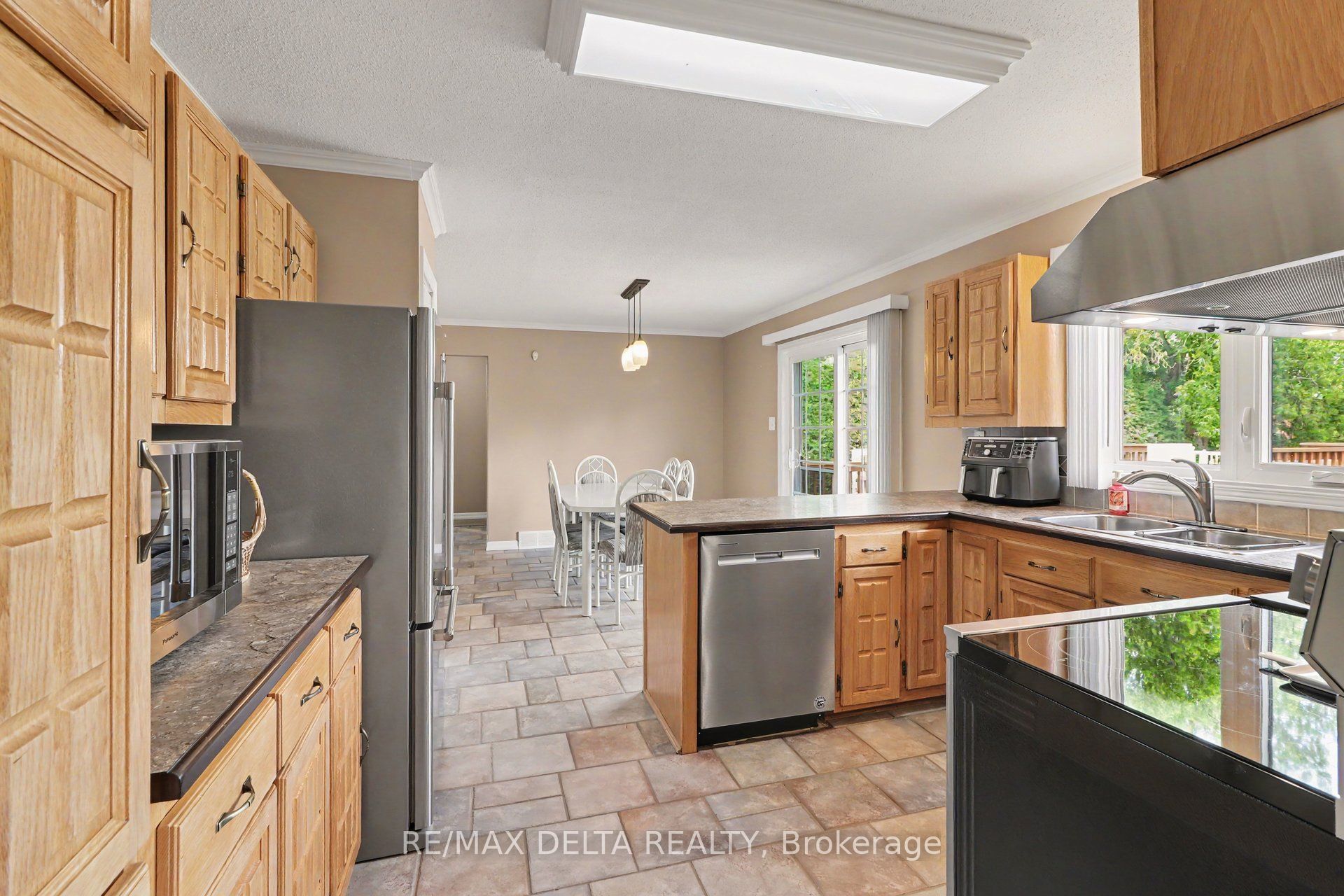 3711 Marcil Road Property Photo 13