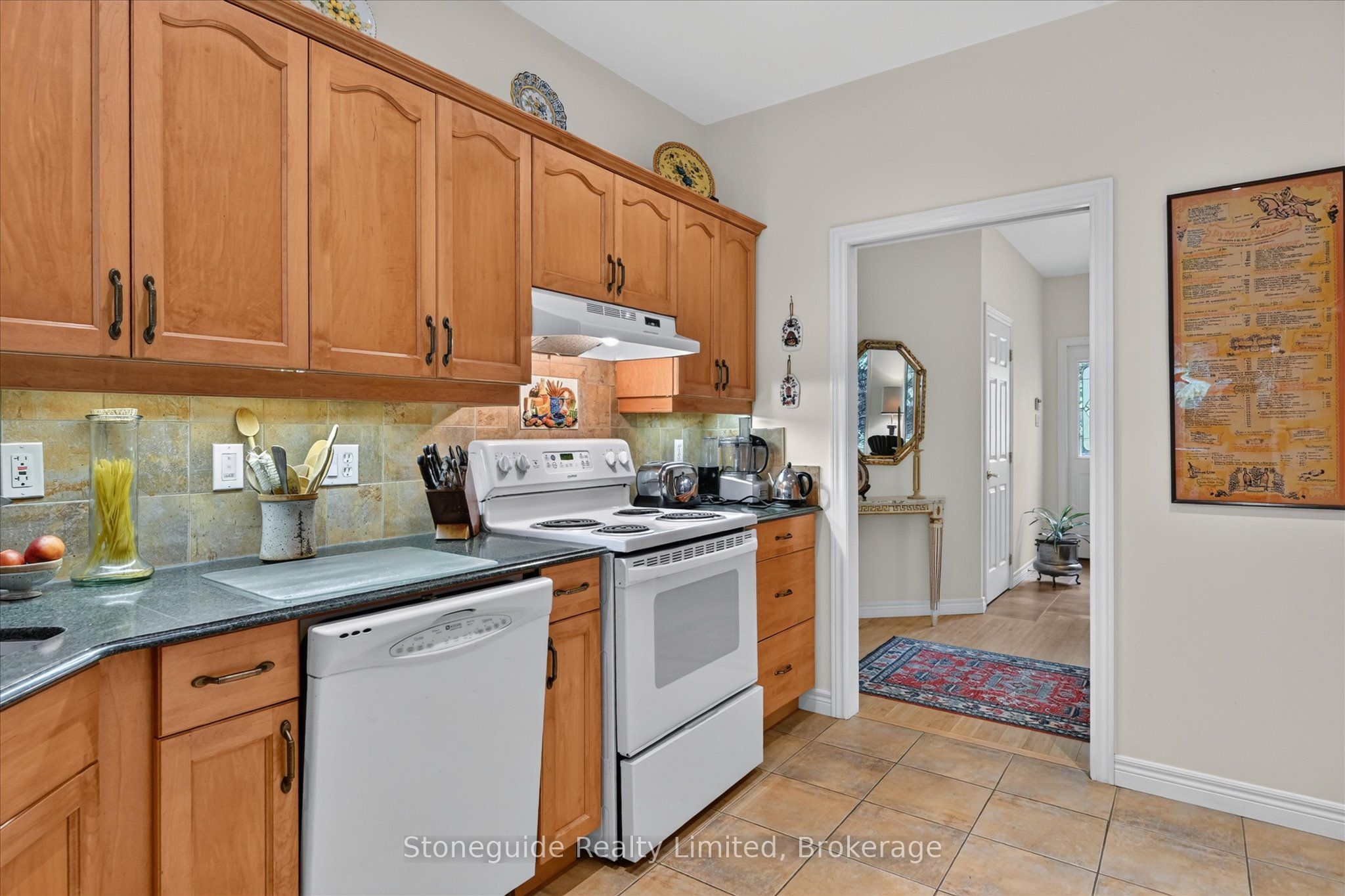 761 Cedarhurst Drive Property Photo 11