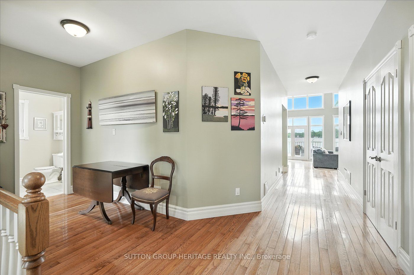 400 Front Street W Property Photo 10