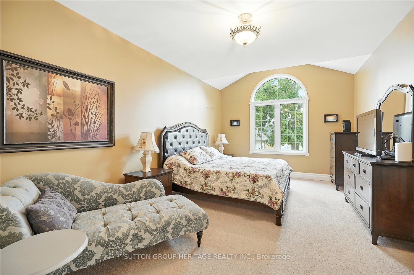 400 Front Street W Property Photo 18