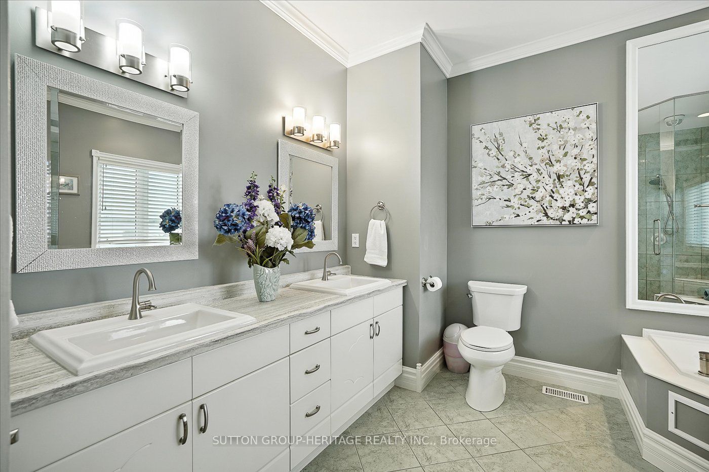 400 Front Street W Property Photo 19