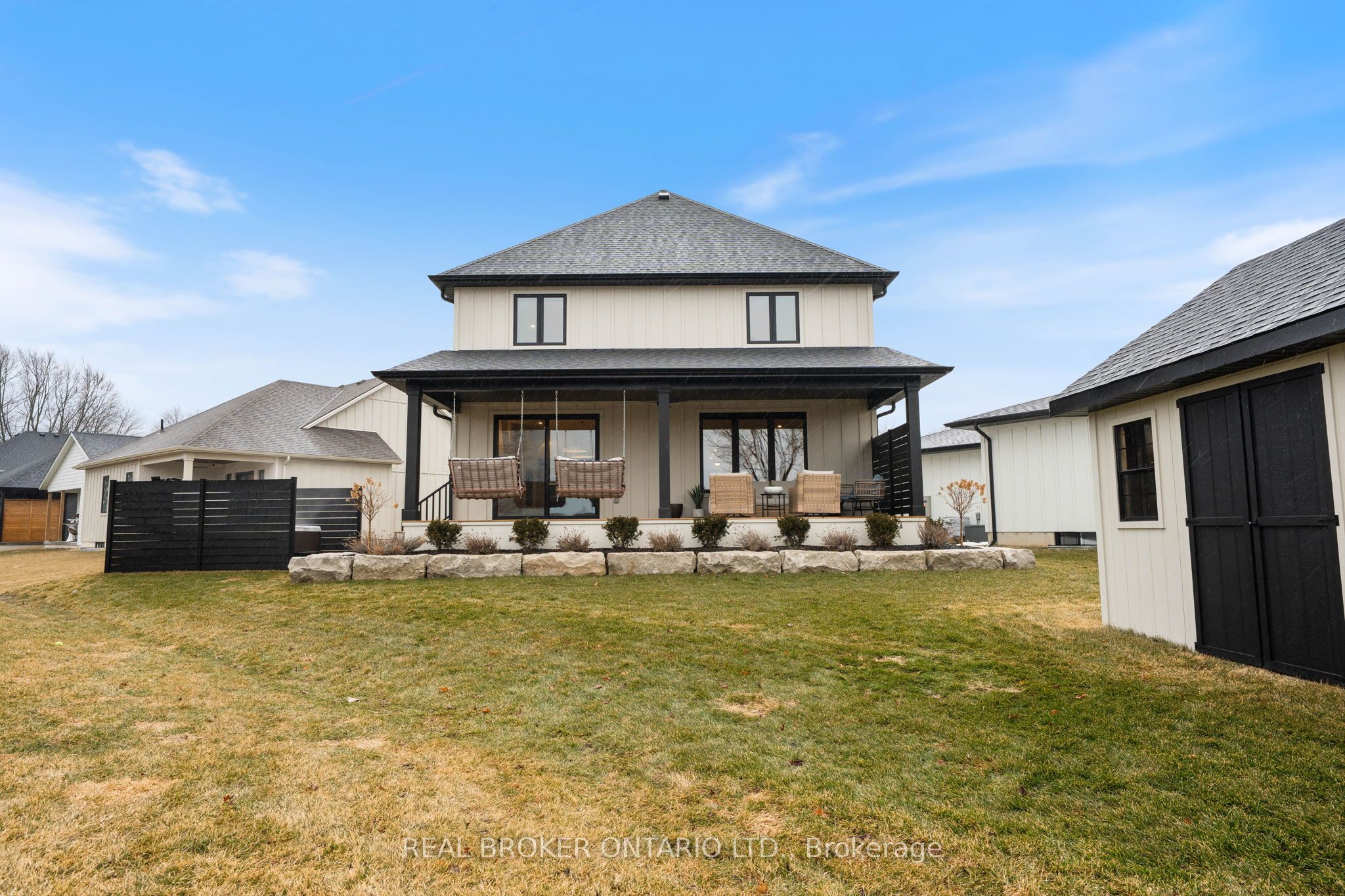 12 Macneil Court Property Photo 40