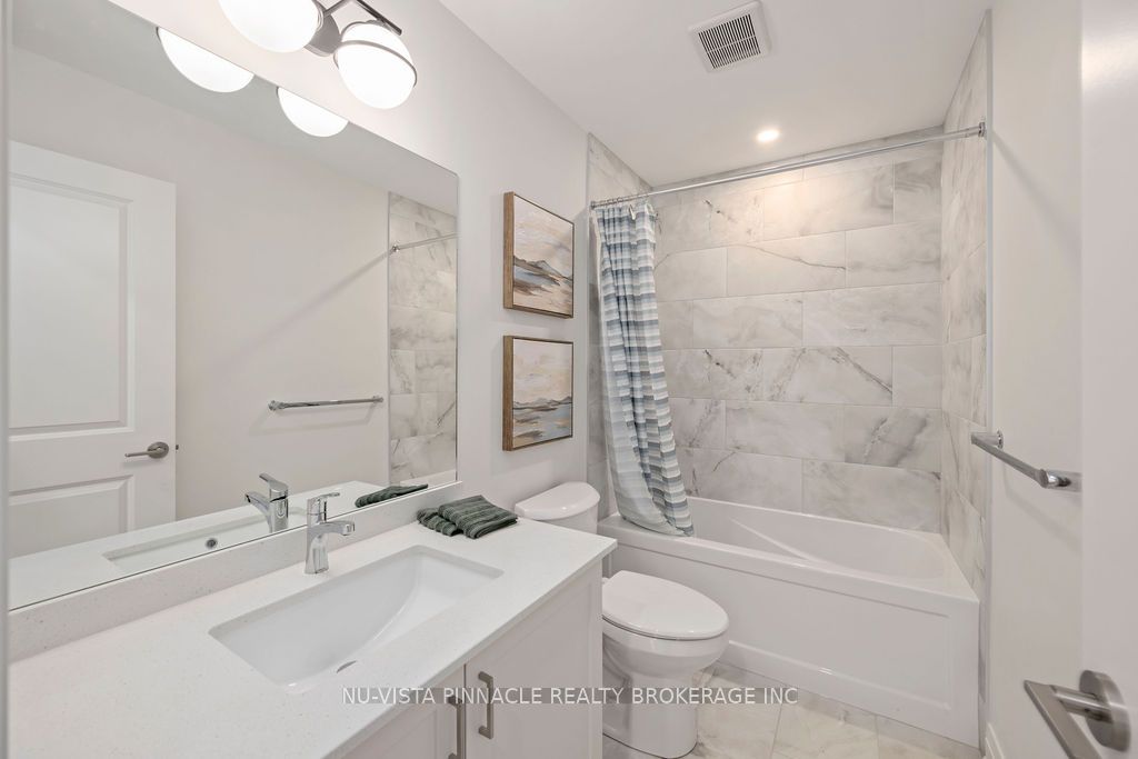 2594 Sheffield Boulevard Property Photo 17