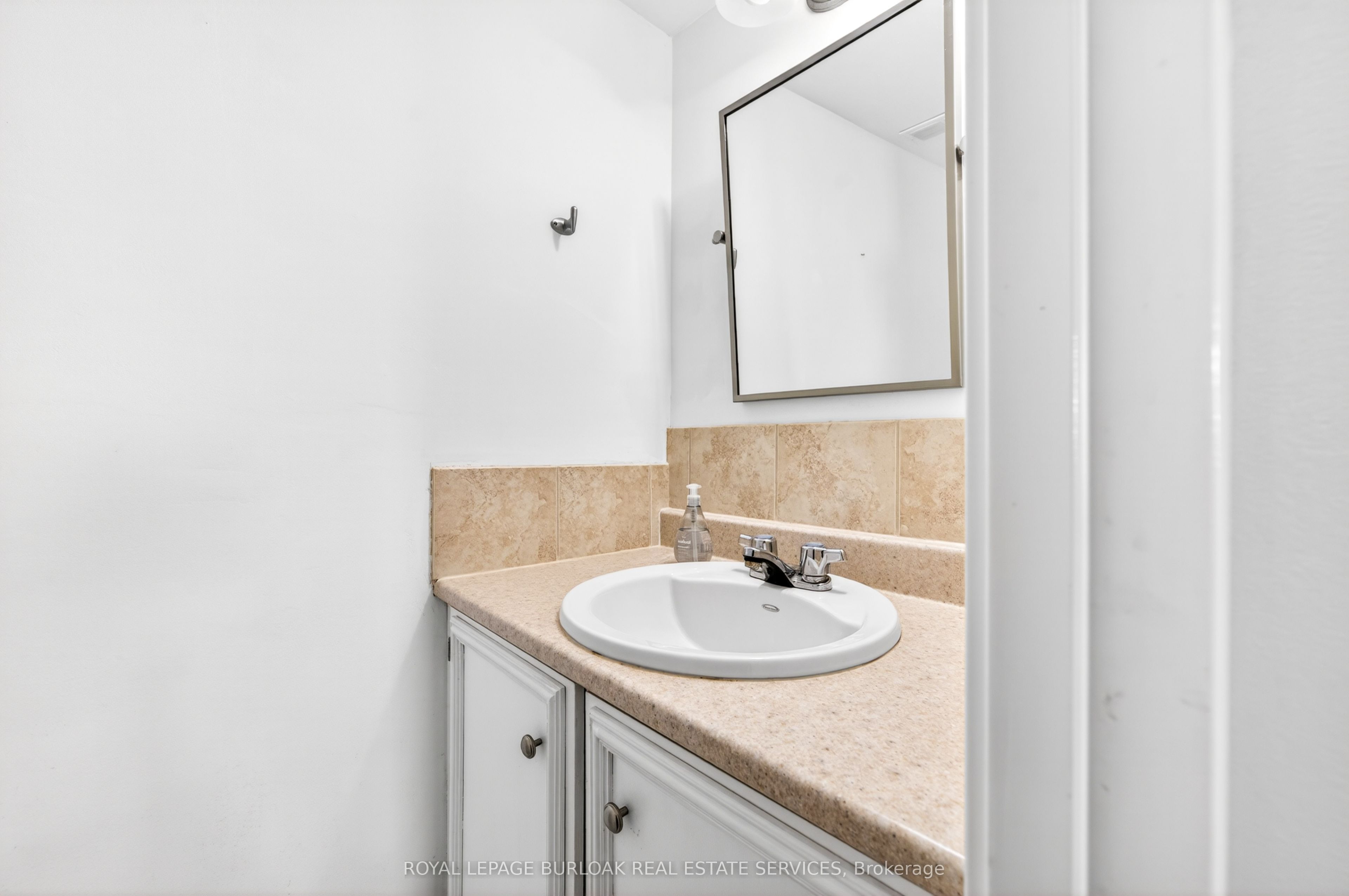 301 Frances Avenue 802 Property Photo 32