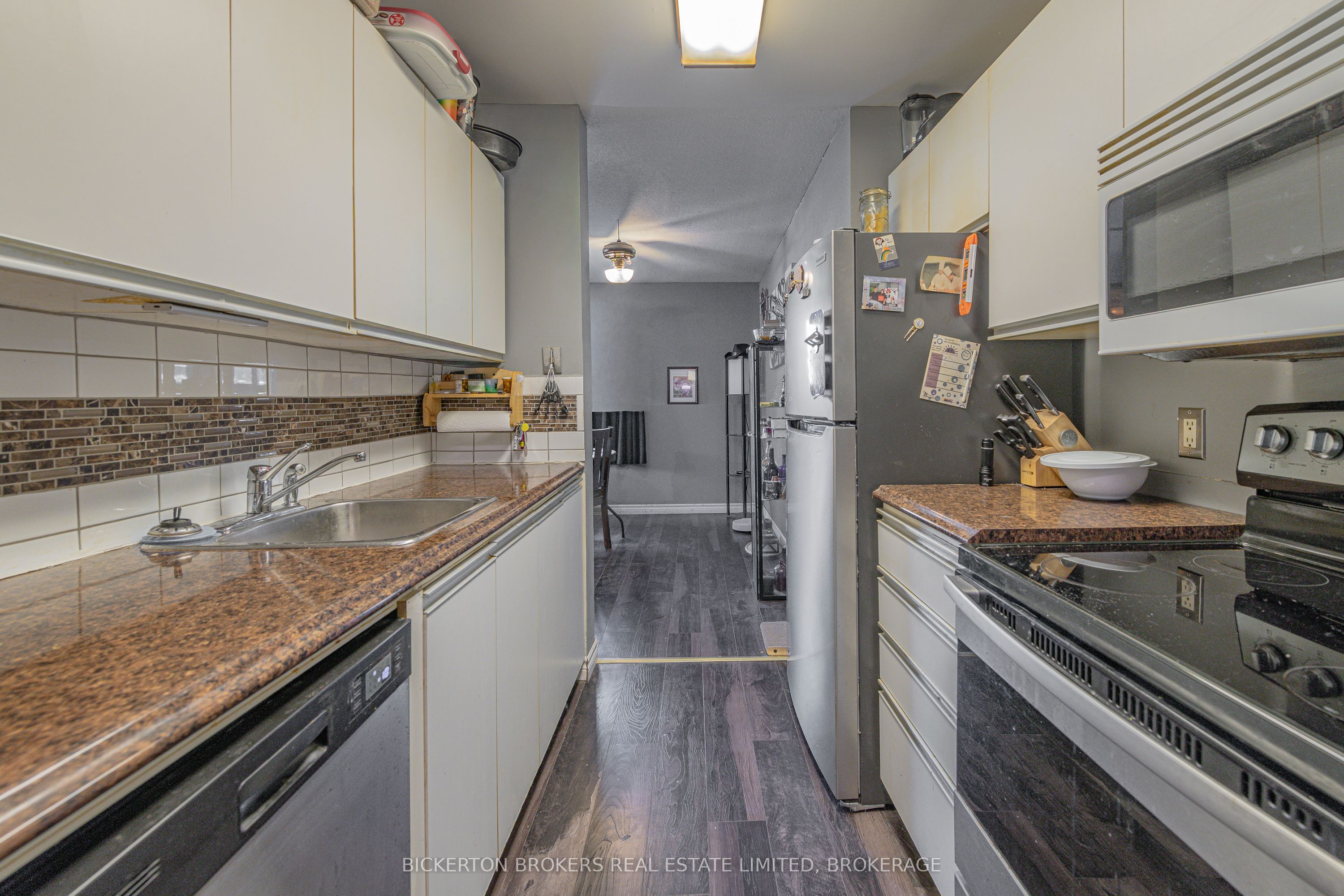 540 Talbot Place 101 Property Photo 4