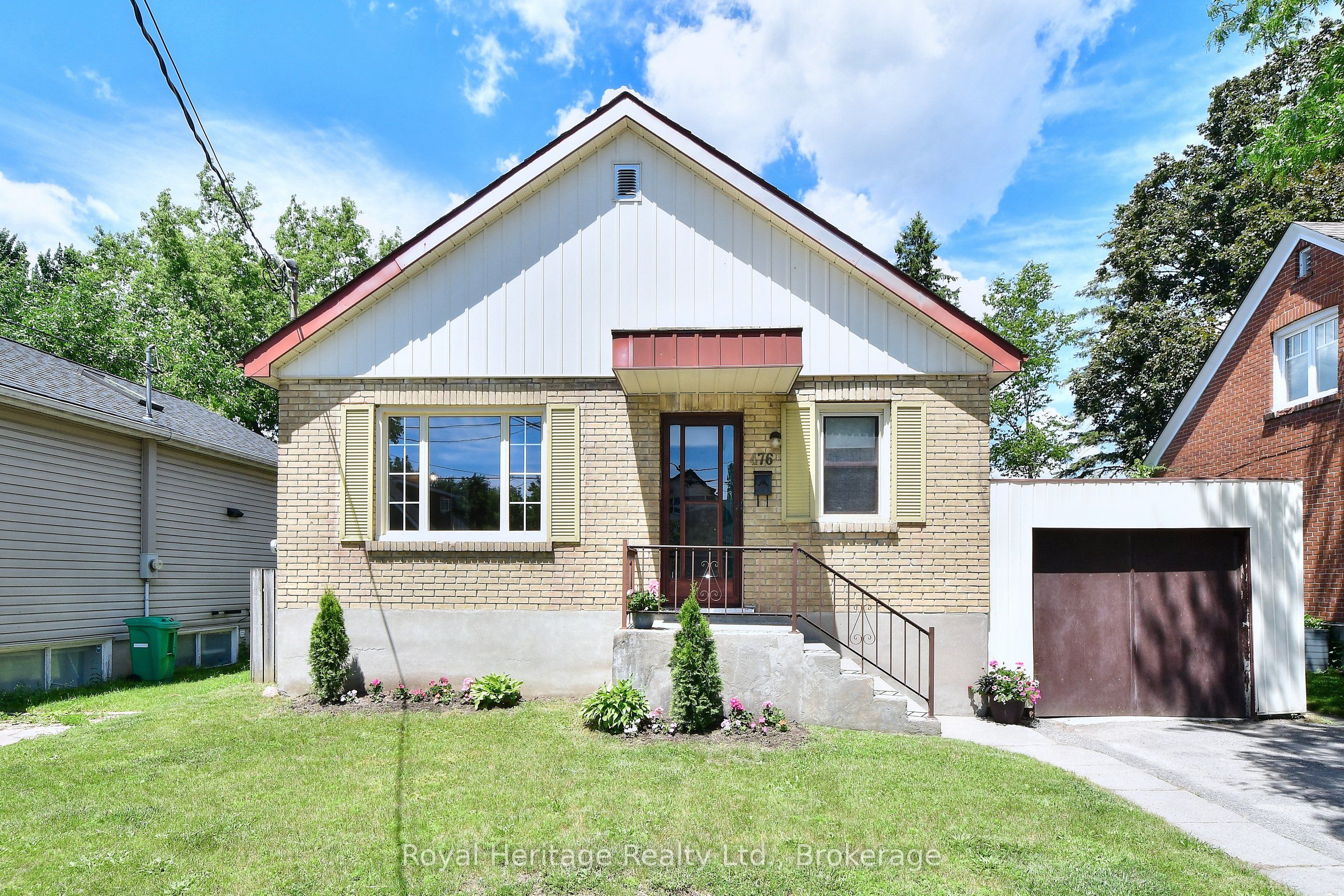 476 King George Street Property Photo 1