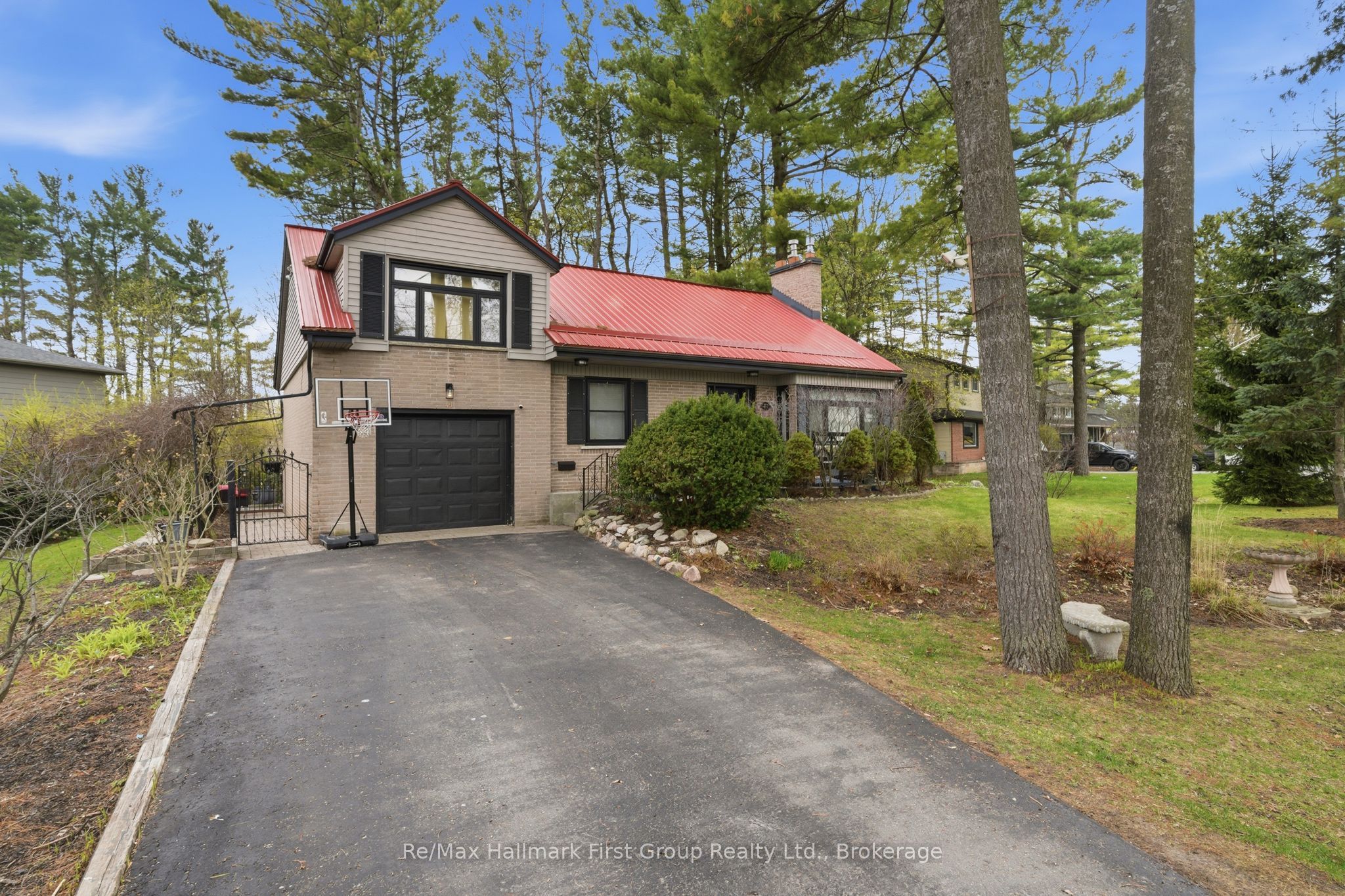 41 Freeman Drive