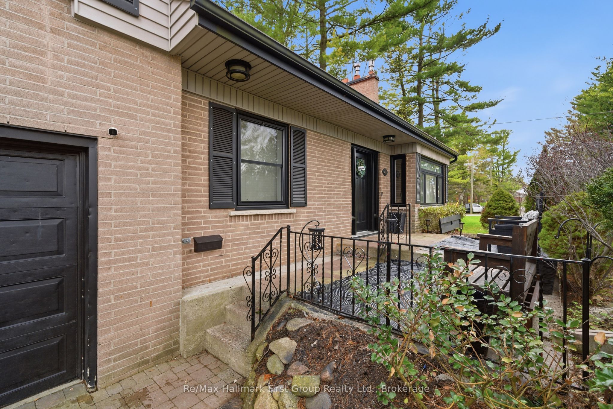 41 Freeman Drive Property Photo 2
