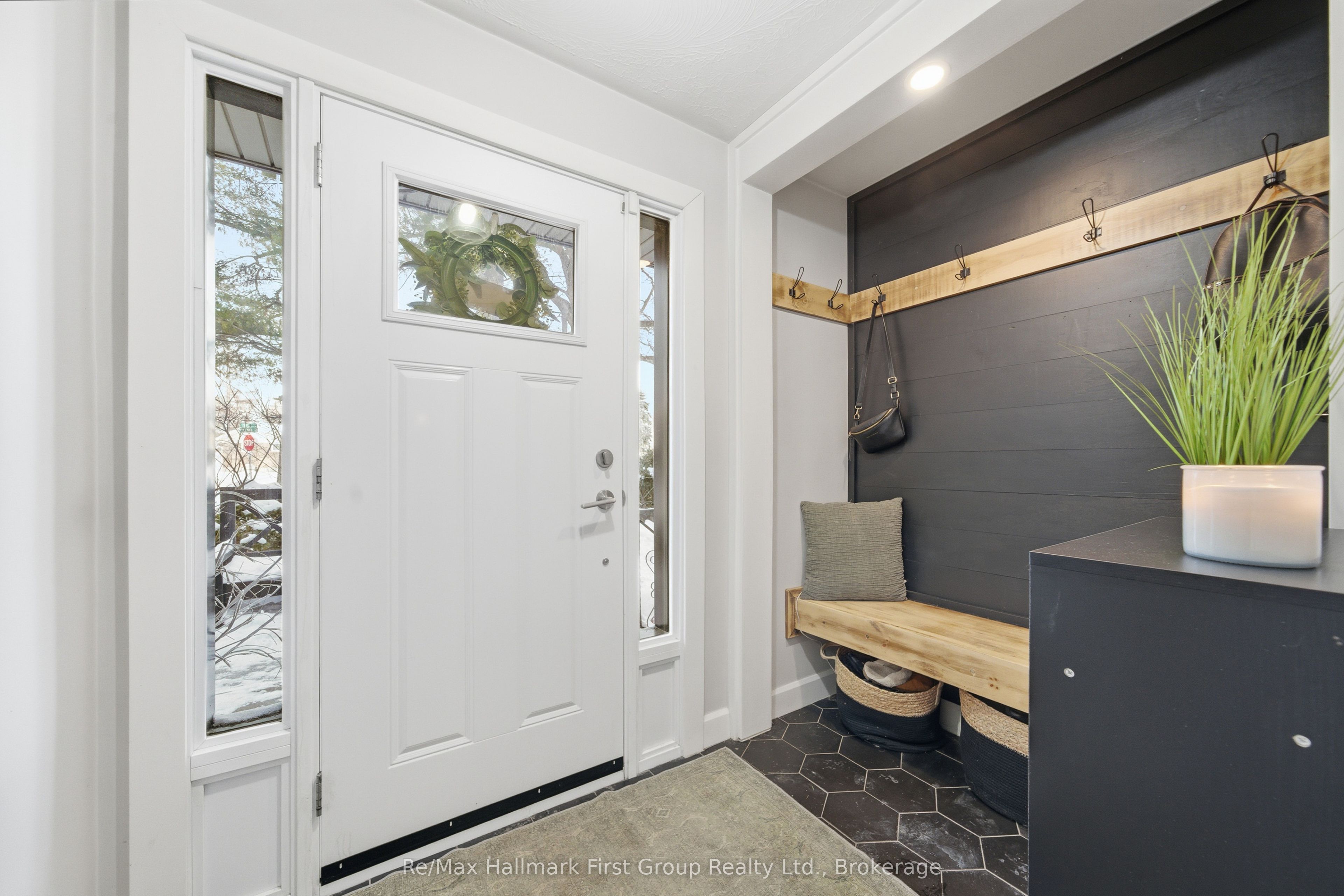 41 Freeman Drive Property Photo 3