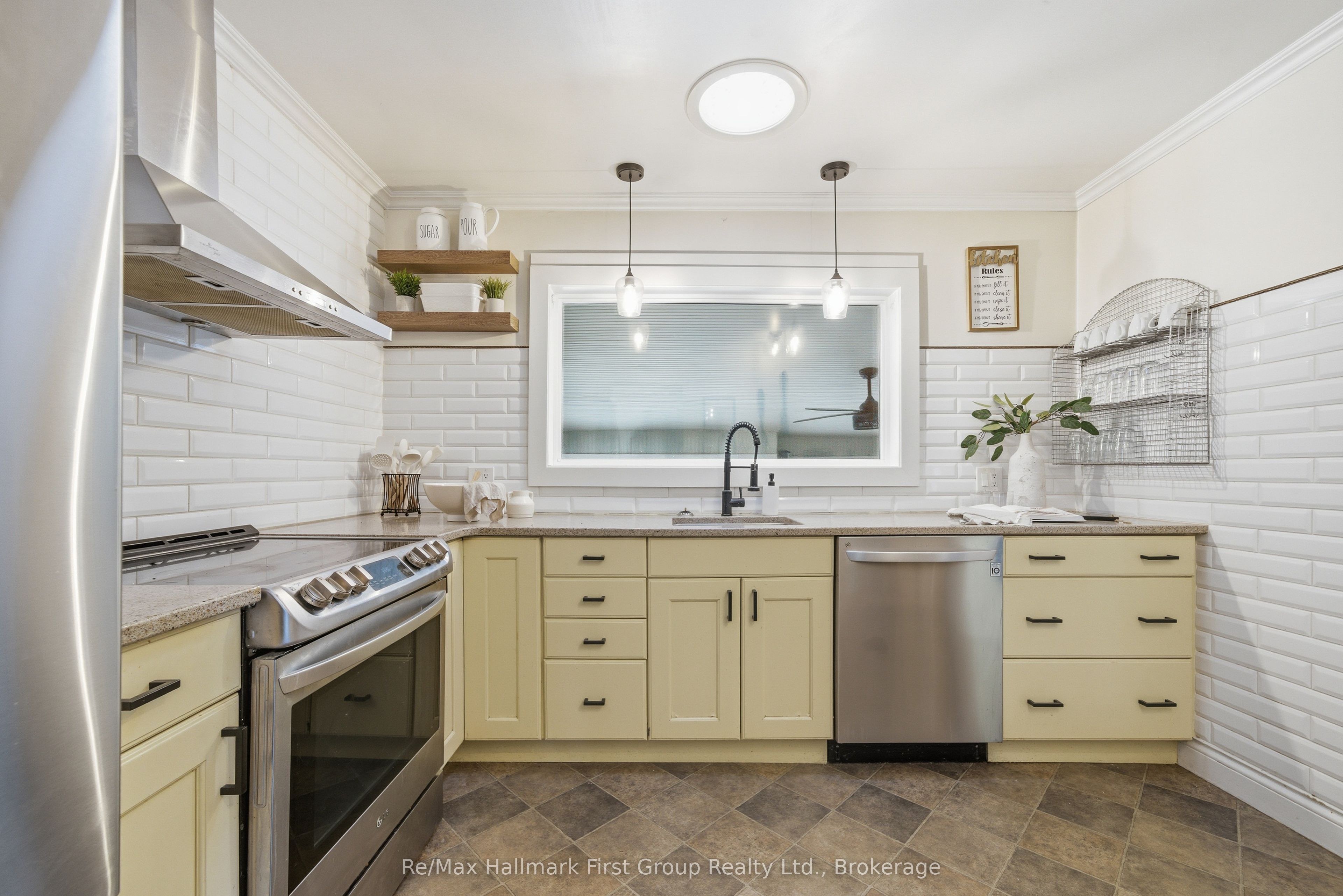 41 Freeman Drive Property Photo 16