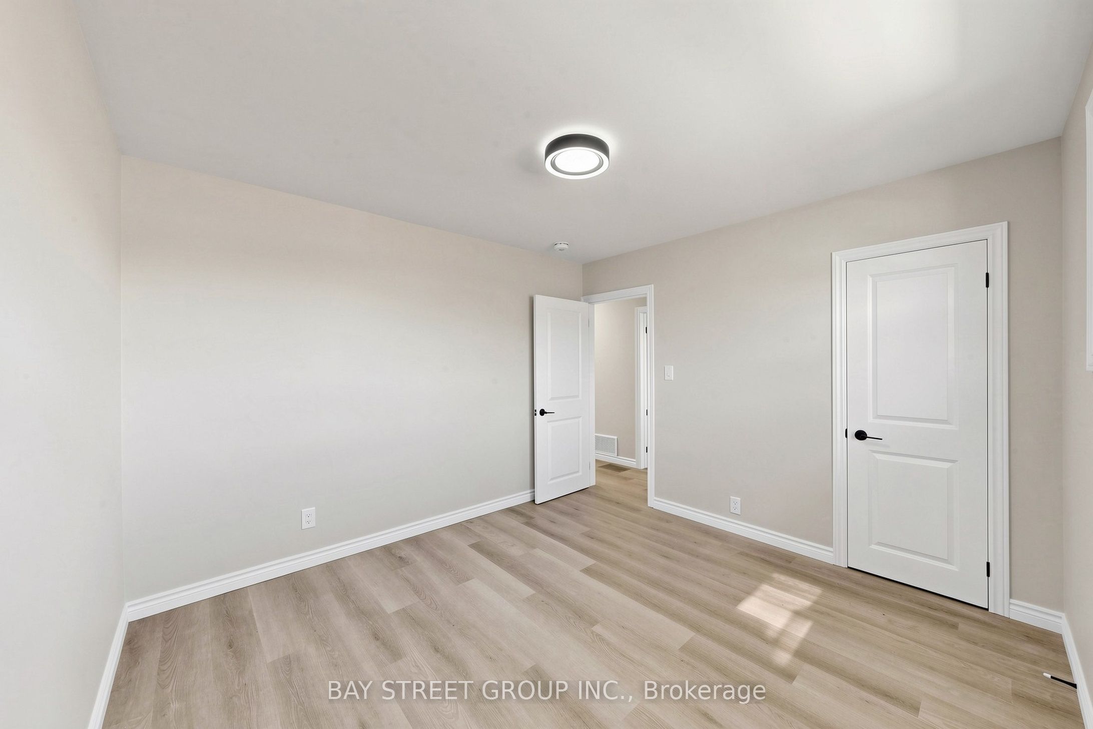 28 Warren Avenue Property Photo 11