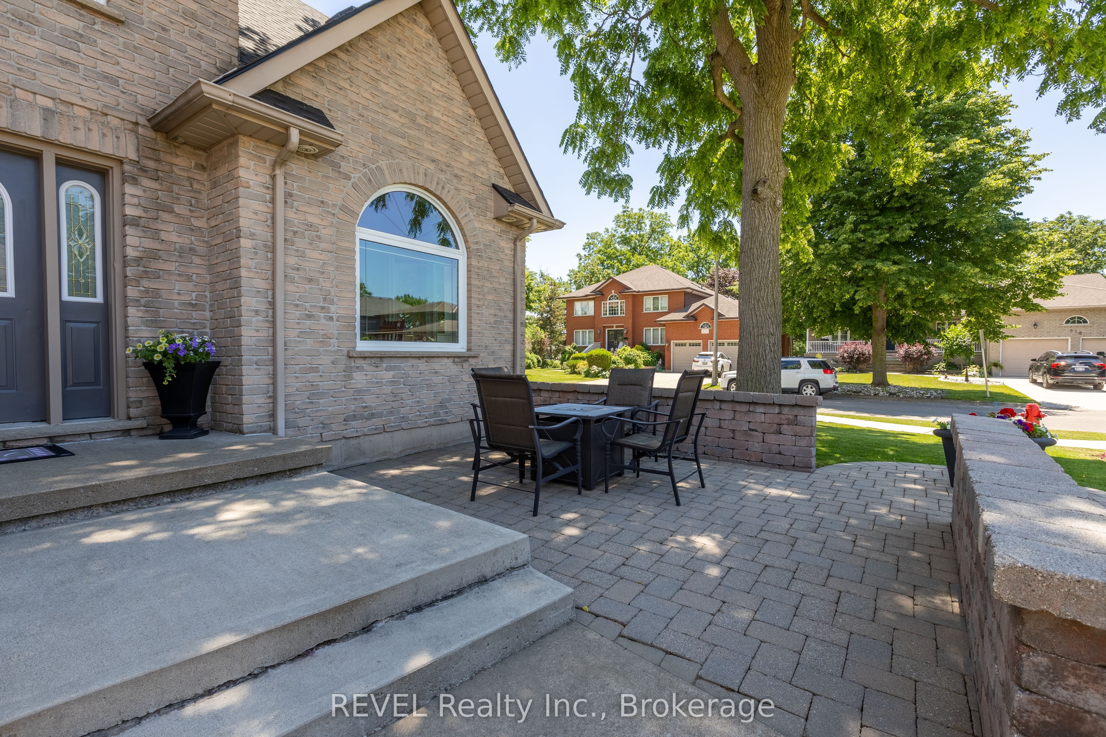 45 Westwood Drive Property Photo 6