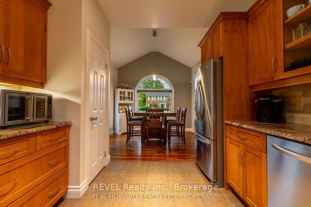 45 Westwood Drive Property Photo 9
