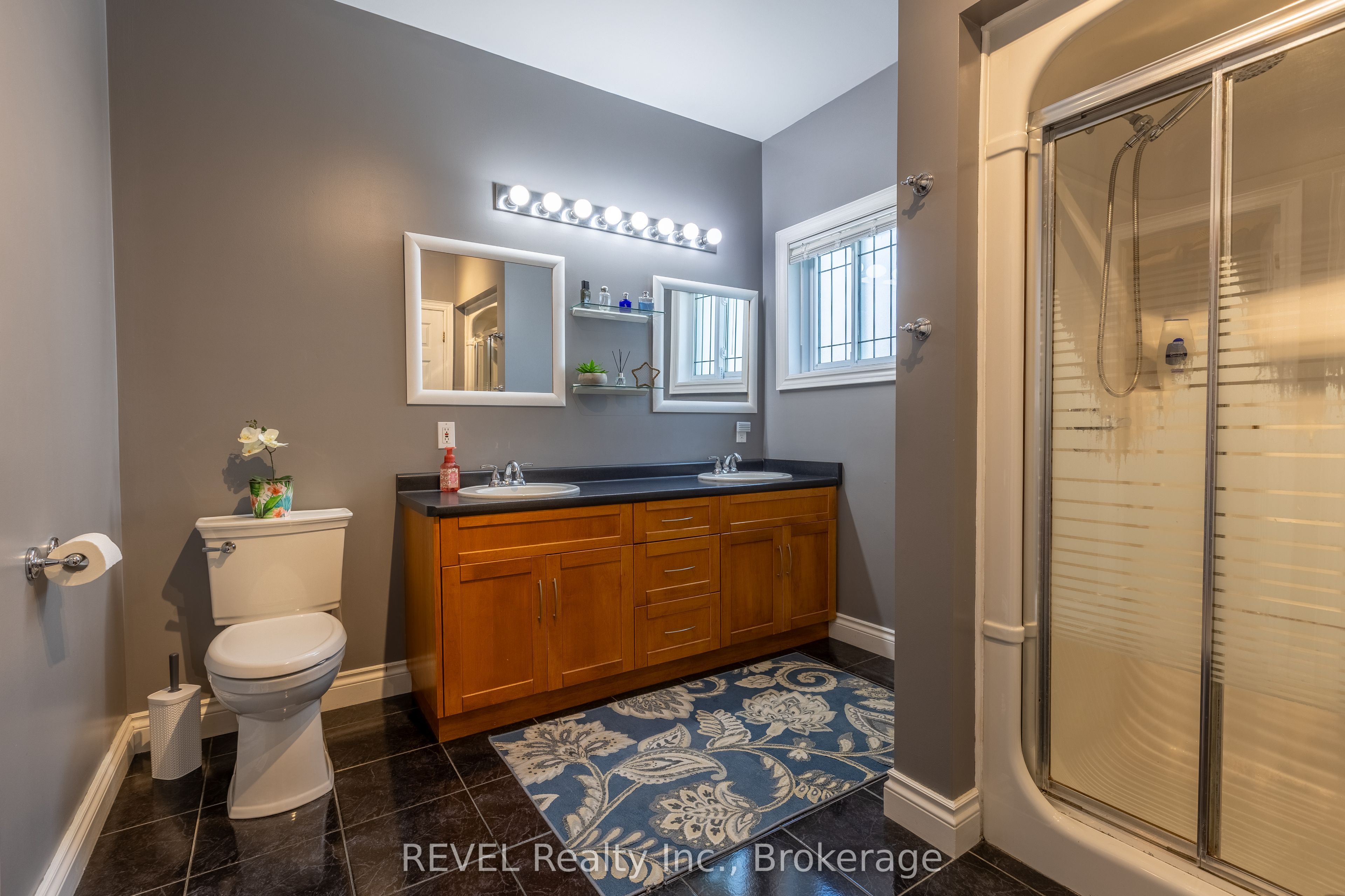 45 Westwood Drive Property Photo 15